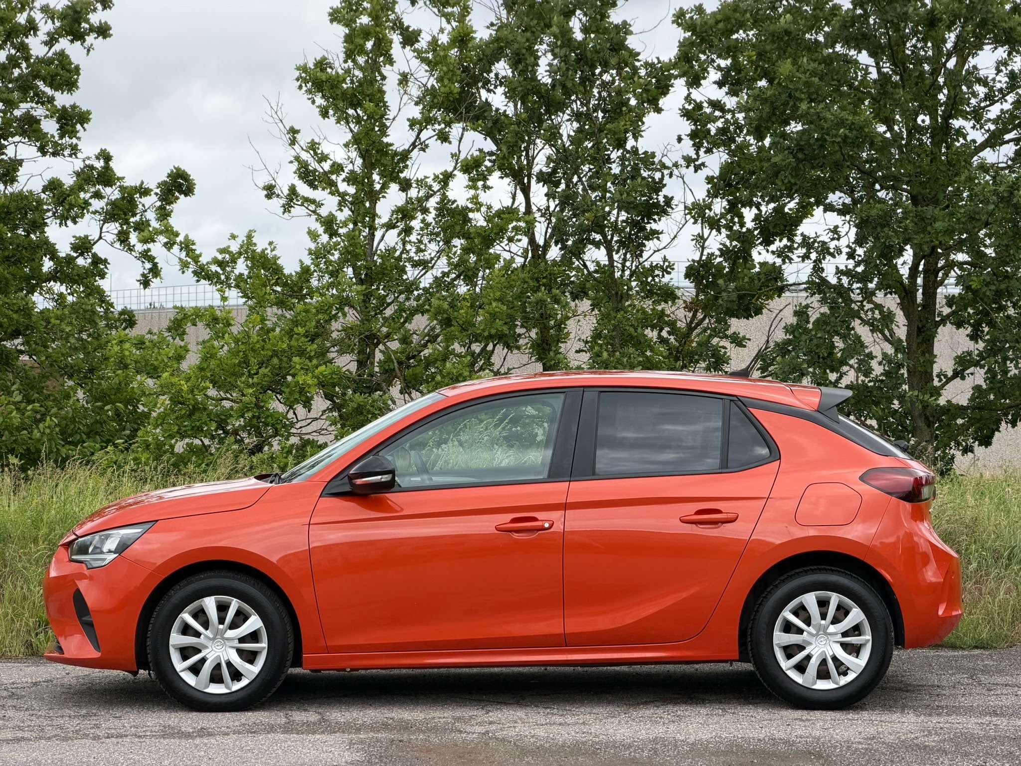 Opel Corsa • TRES PROPRE • BIEN EQUIPEE • GARANTIE 1AN