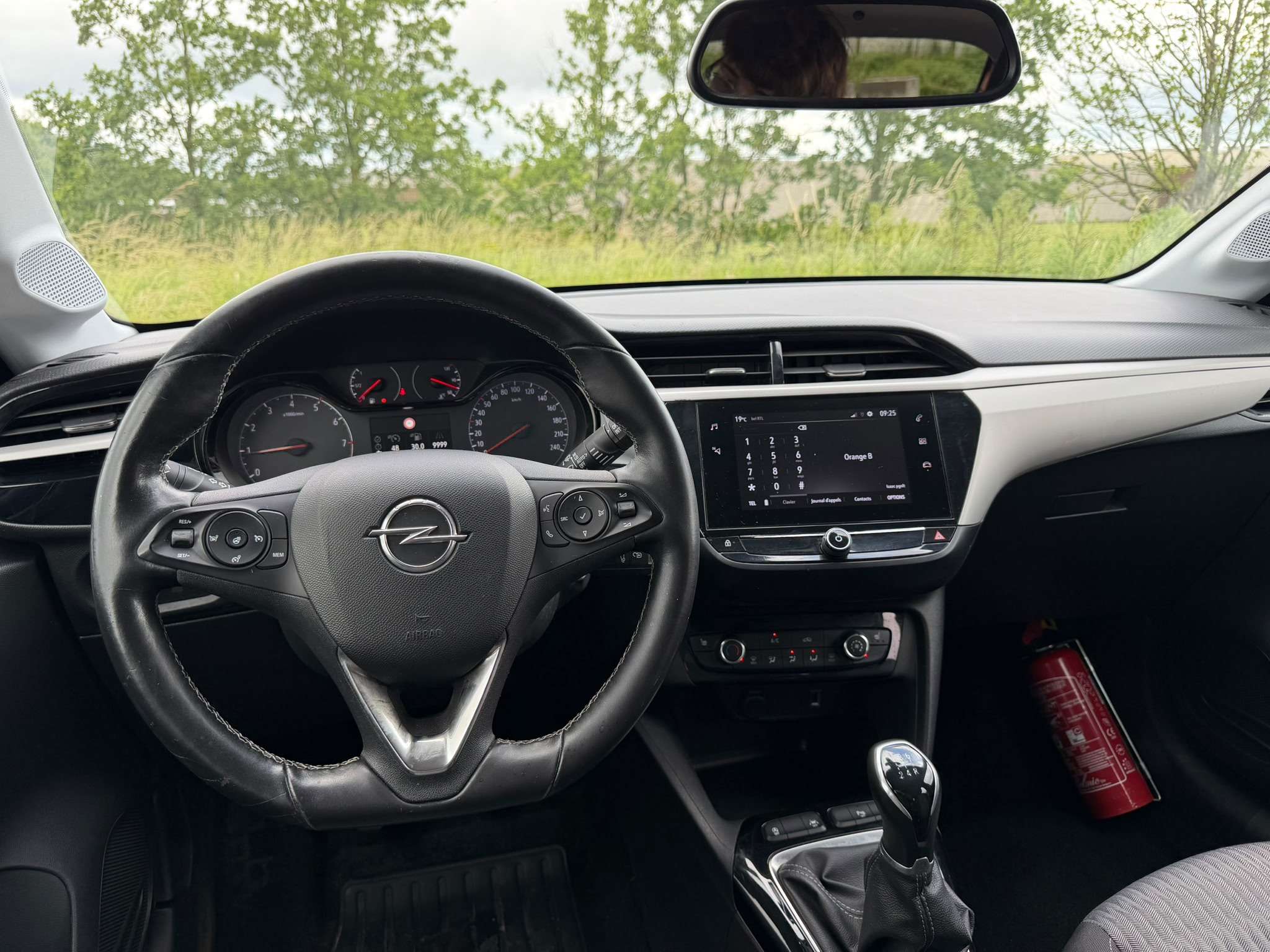 Opel Corsa • TRES PROPRE • BIEN EQUIPEE • GARANTIE 1AN