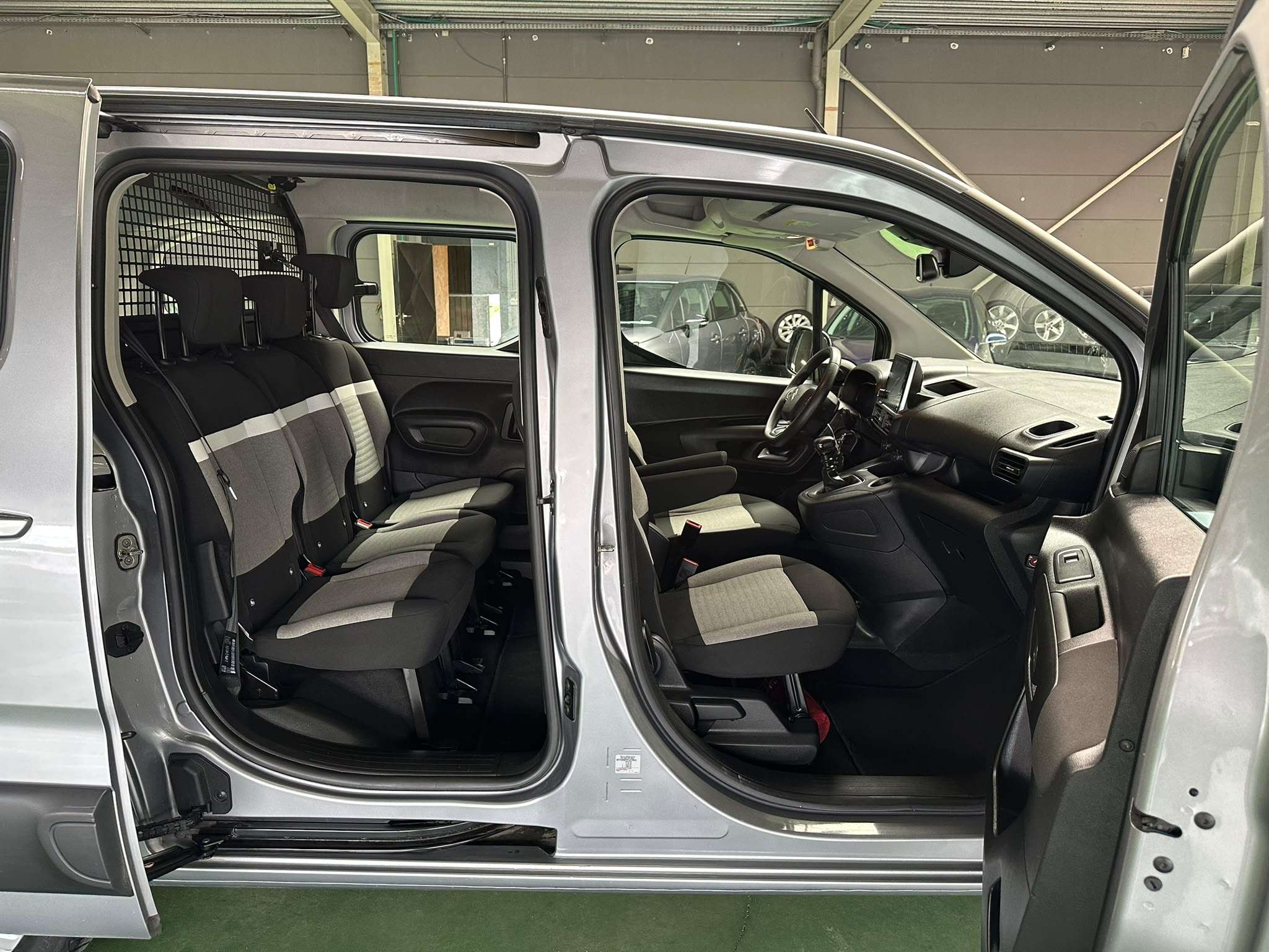 Citroen Berlingo Berlingo 1.2 L* Feel S * 1Jaar Garantie