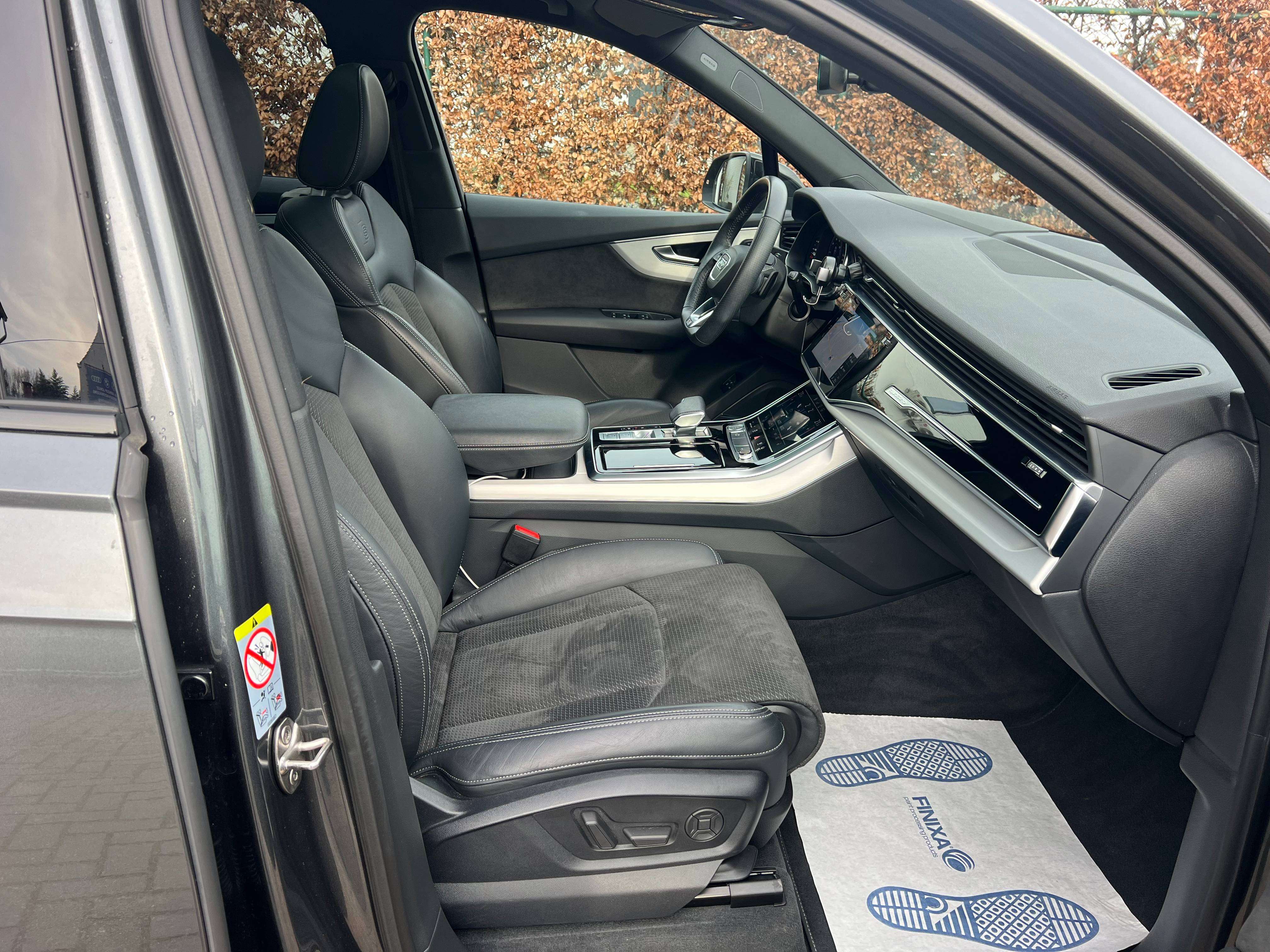 Audi Q7 60 TFSi e Quattro PHEV S line Tip./NP 119000 Euro
