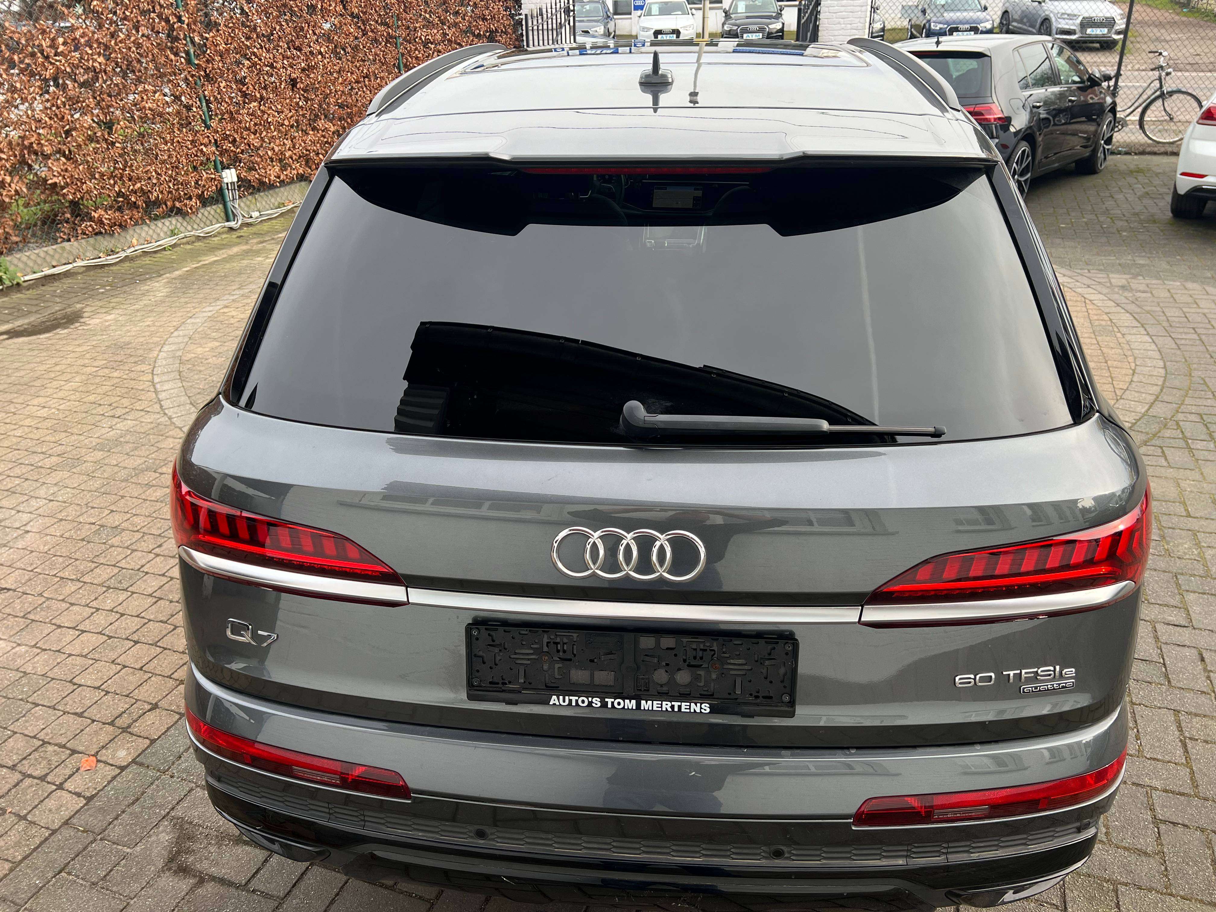 Audi Q7 60 TFSi e Quattro PHEV S line Tip./NP 119000 Euro