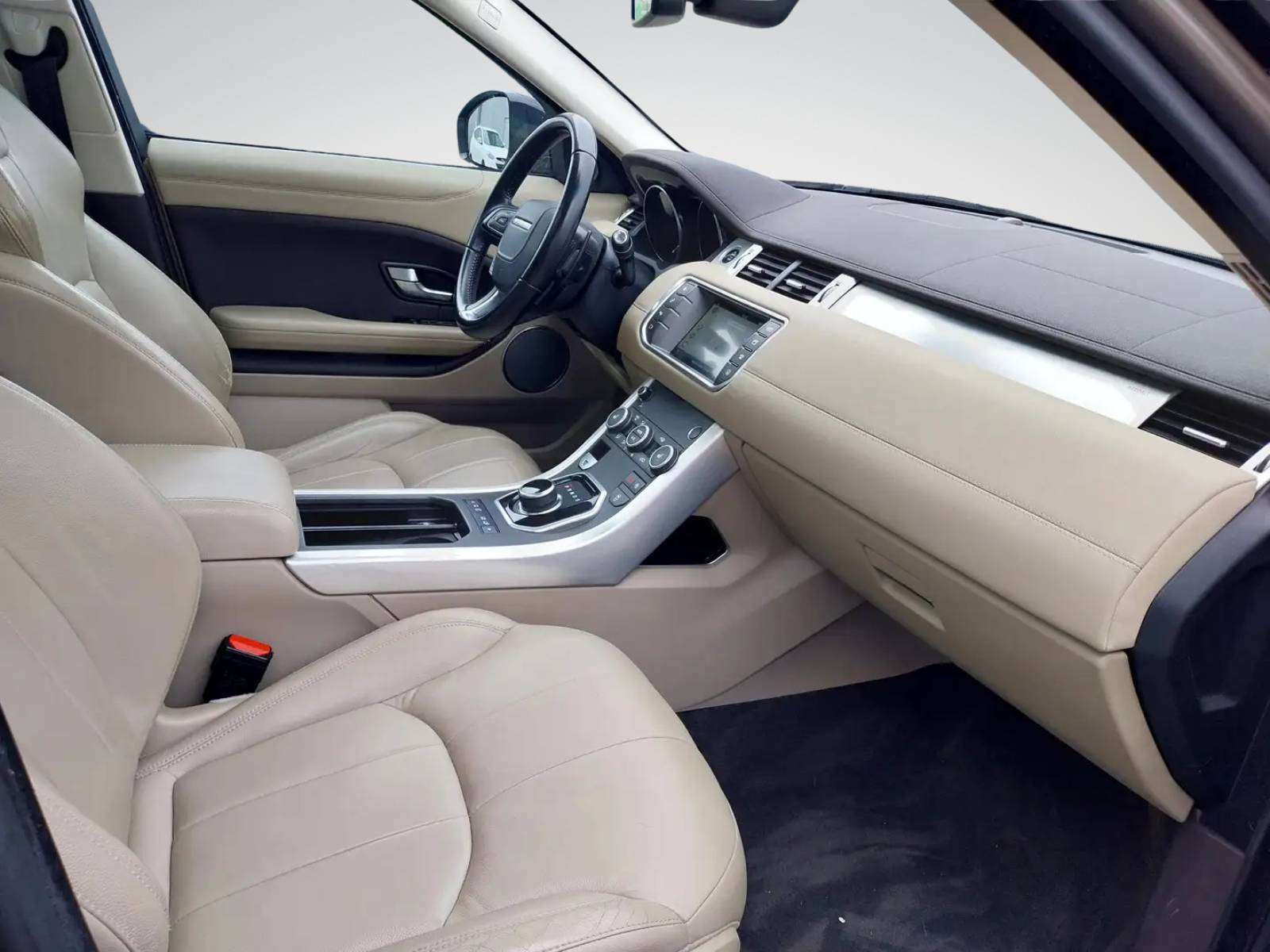 Land Rover Range Rover Evoque 2.0 TD4 /AUTO/TO PANO/CUIR/GPS/GARANTIE/