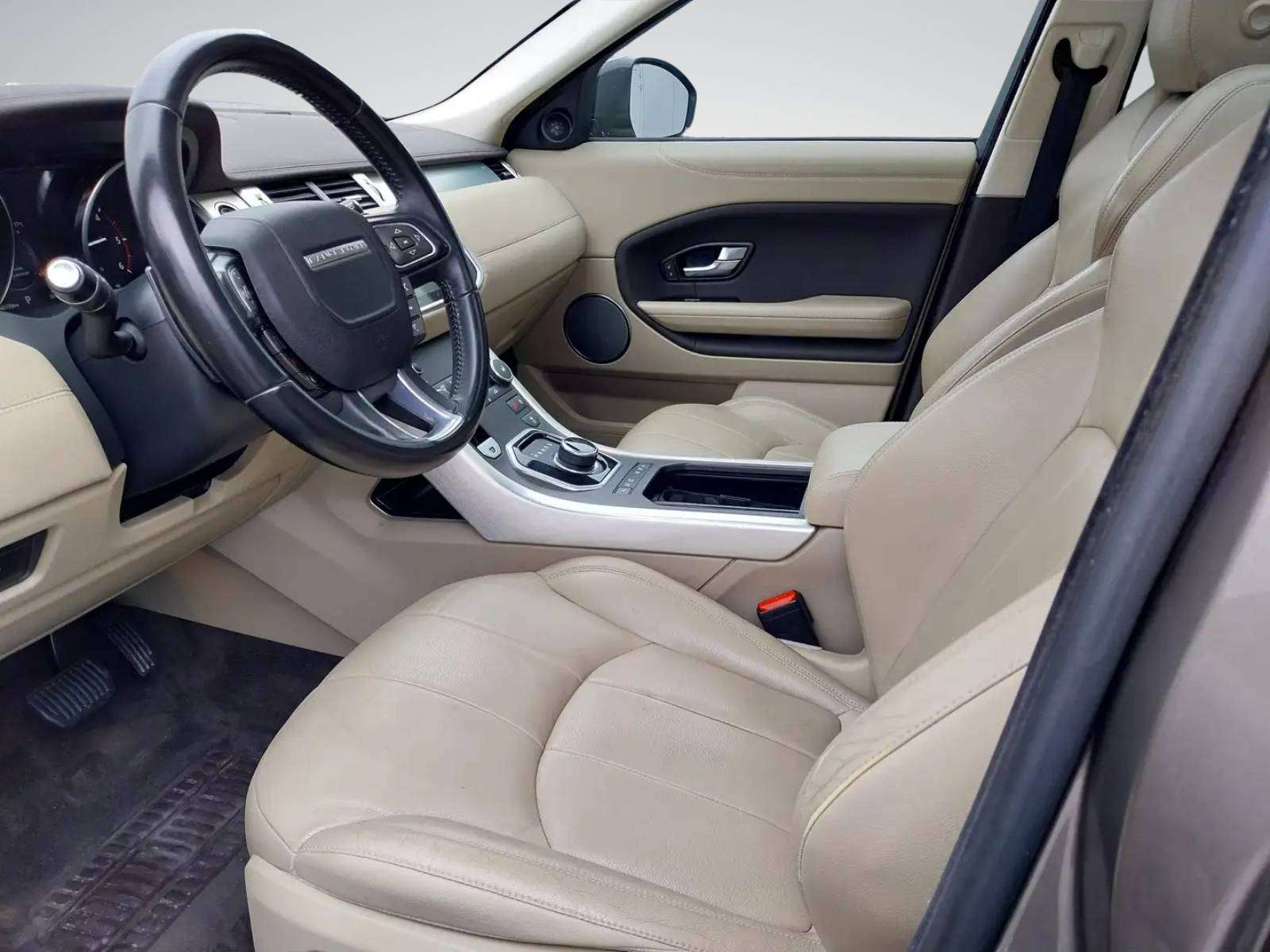 Land Rover Range Rover Evoque 2.0 TD4 /AUTO/TO PANO/CUIR/GPS/GARANTIE/