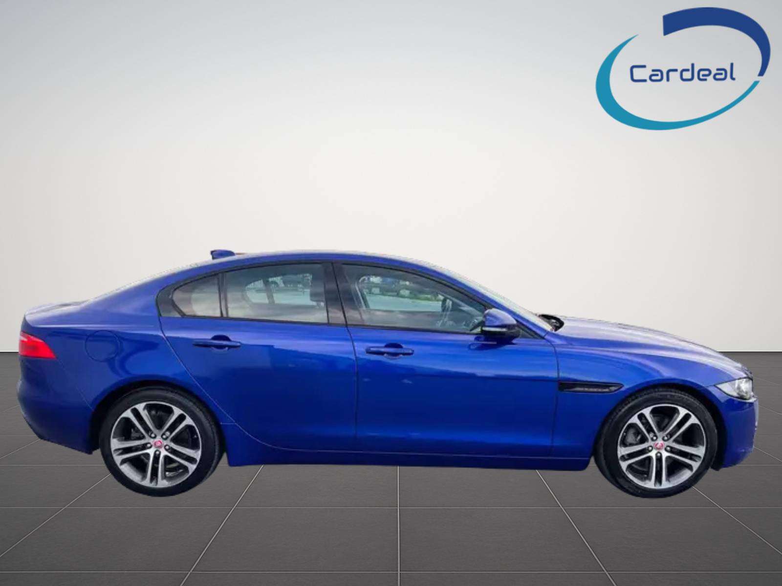 Jaguar XE 2.0 D Prestige // CUIR // GPS // CAMERA // GARANTIE