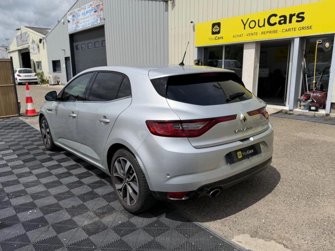 Renault Megane 1.2 TCE 130 ENERGY INTENS DEMARRAGE SANS CLES-CAMERA DE RECUL-PACK LED INTERIEUR