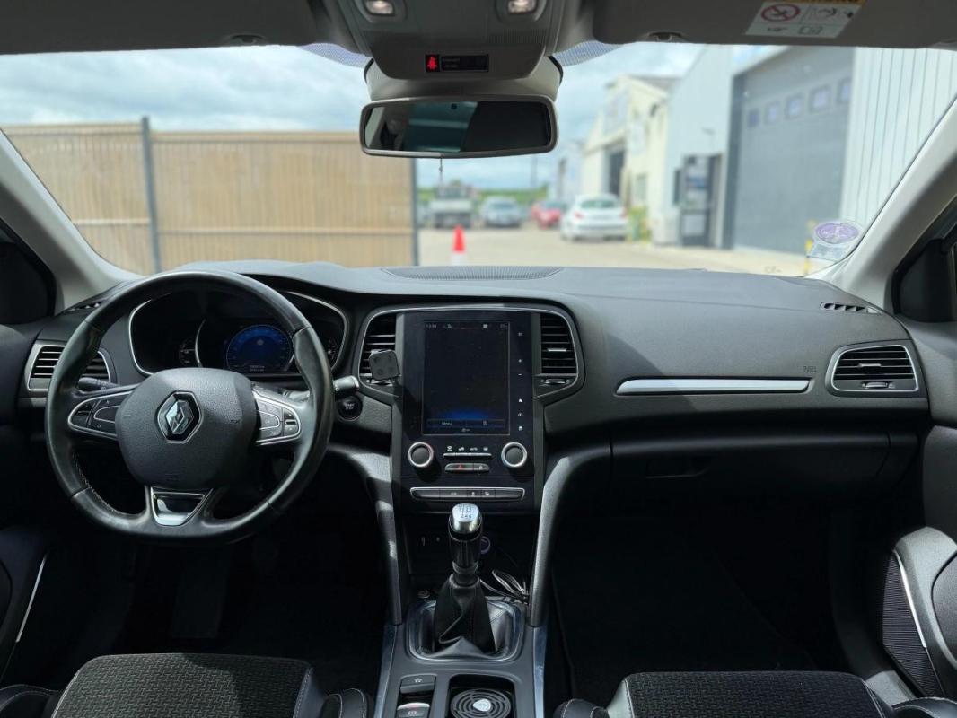 Renault Megane 1.2 TCE 130 ENERGY INTENS DEMARRAGE SANS CLES-CAMERA DE RECUL-PACK LED INTERIEUR
