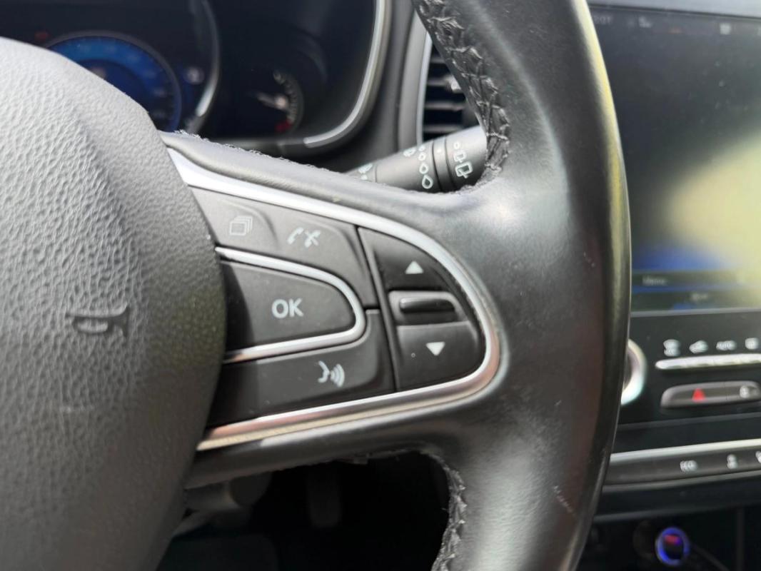 Renault Megane 1.2 TCE 130 ENERGY INTENS DEMARRAGE SANS CLES-CAMERA DE RECUL-PACK LED INTERIEUR