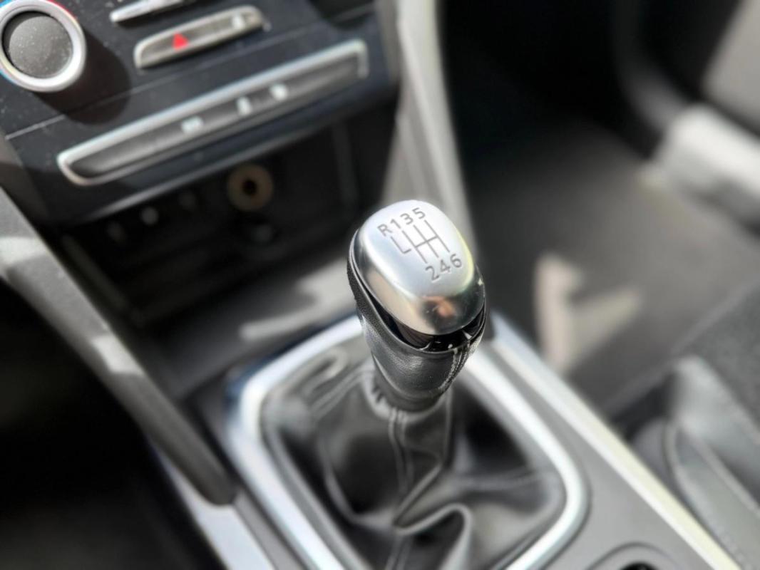 Renault Megane 1.2 TCE 130 ENERGY INTENS DEMARRAGE SANS CLES-CAMERA DE RECUL-PACK LED INTERIEUR
