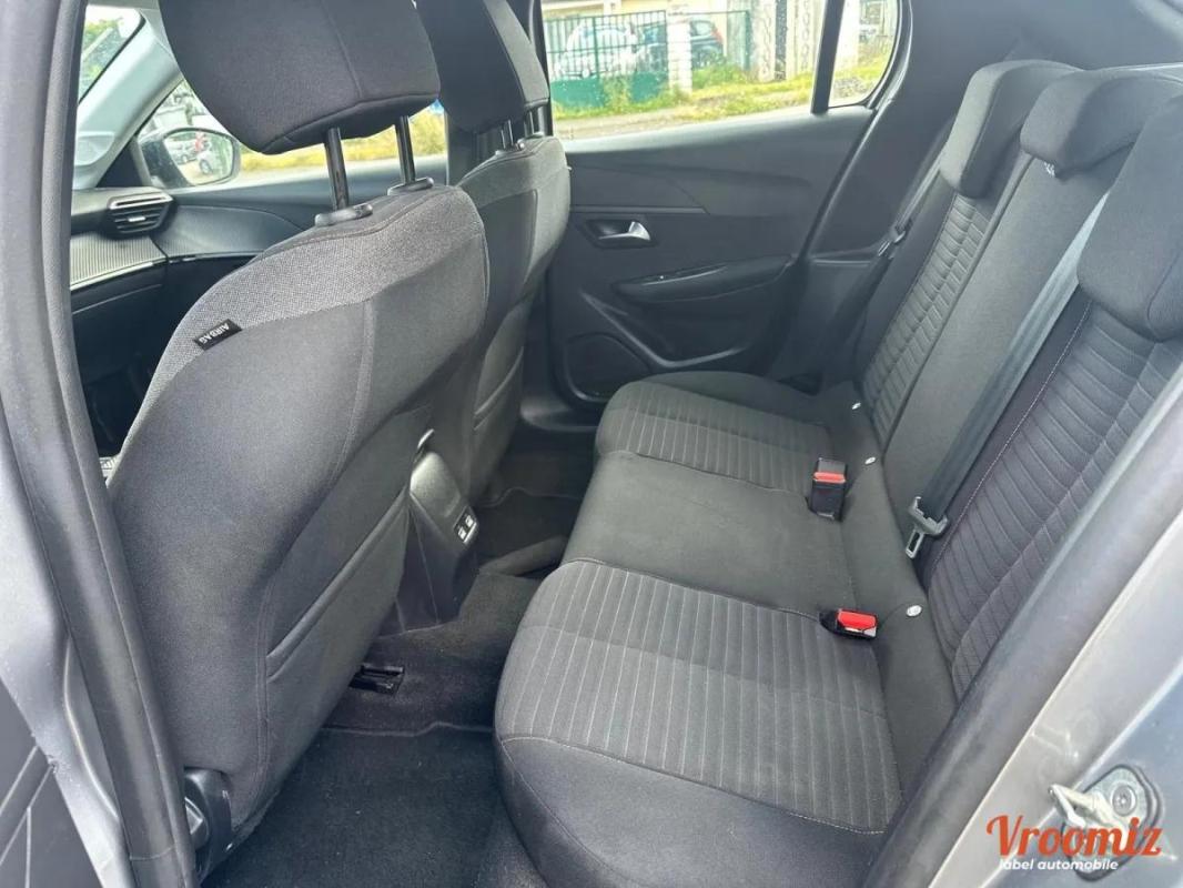 Peugeot 208 1.2 100 S&S EAT8 ACTIVE PACK 7910 HT ENTRETIEN A JOUR