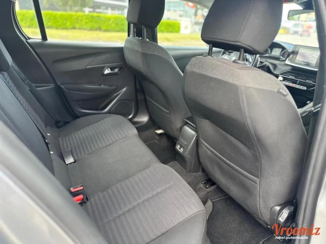 Peugeot 208 1.2 100 S&S EAT8 ACTIVE PACK 7910 HT ENTRETIEN A JOUR