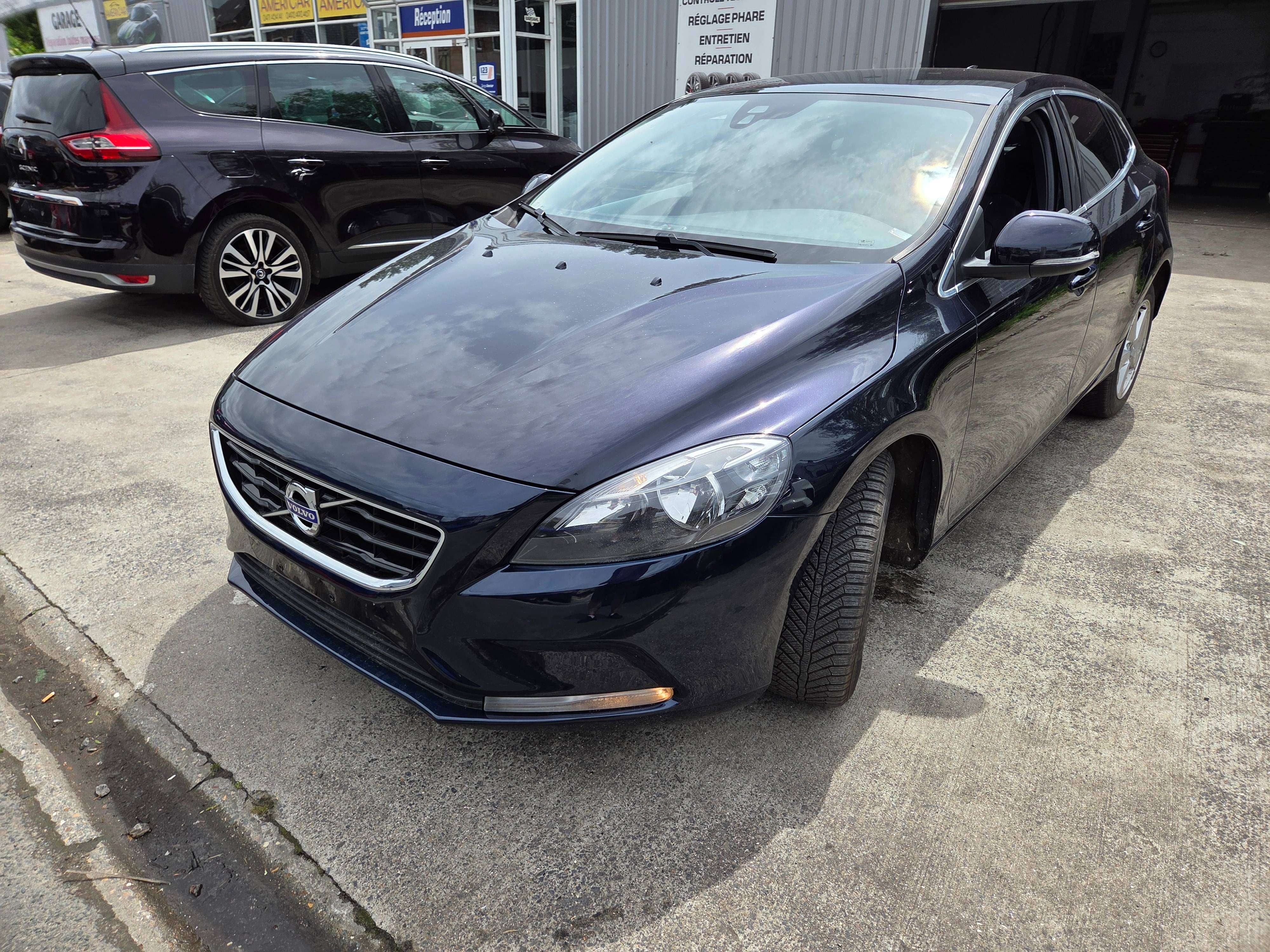 Volvo V40 V40 2.0 D2-82 Kinetic