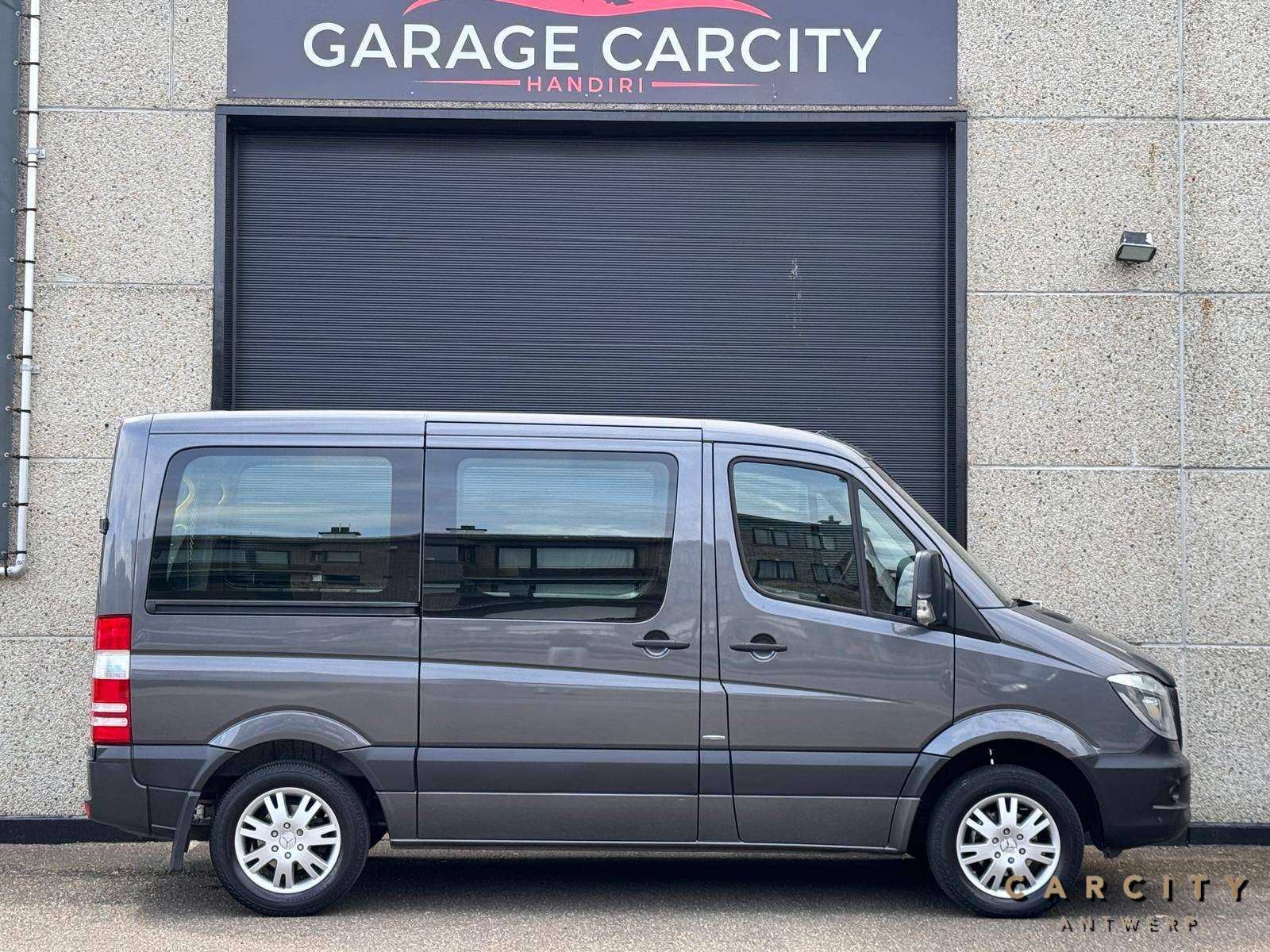 Mercedes-Benz Sprinter Sprinter 316 CDI Bluetec. | AANGEPAST VOOR MINDERVALIDEN MET LIFTSYSTEEM | PISTONS UITSTEKENDE STAAT | NAVI | AUTOMAAT |