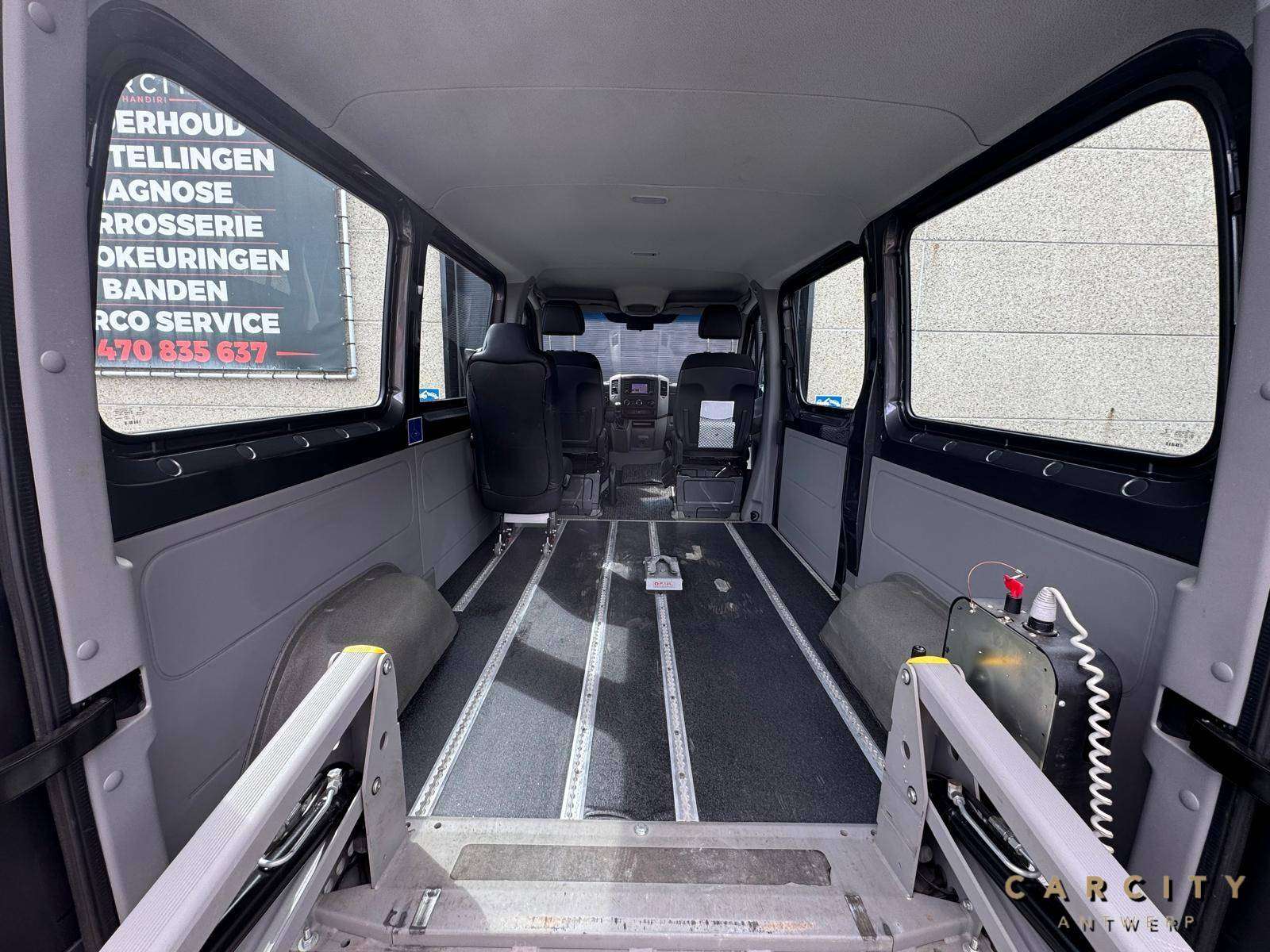 Mercedes-Benz Sprinter Sprinter 316 CDI Bluetec. | AANGEPAST VOOR MINDERVALIDEN MET LIFTSYSTEEM | PISTONS UITSTEKENDE STAAT | NAVI | AUTOMAAT |