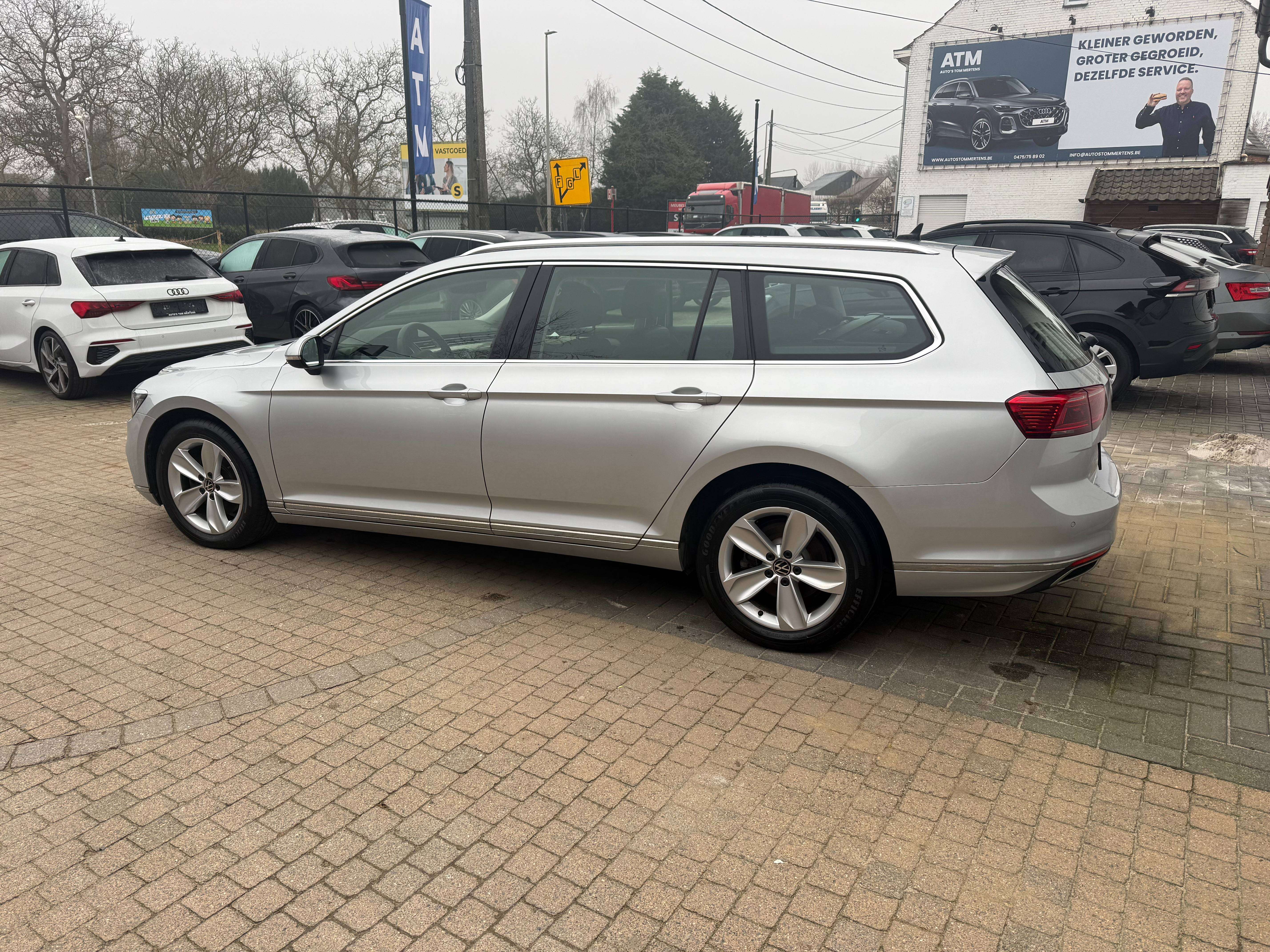 Volkswagen Passat Variant Passat Variant 2.0 TDI DSG Highline/Navi/ACC/Trekh
