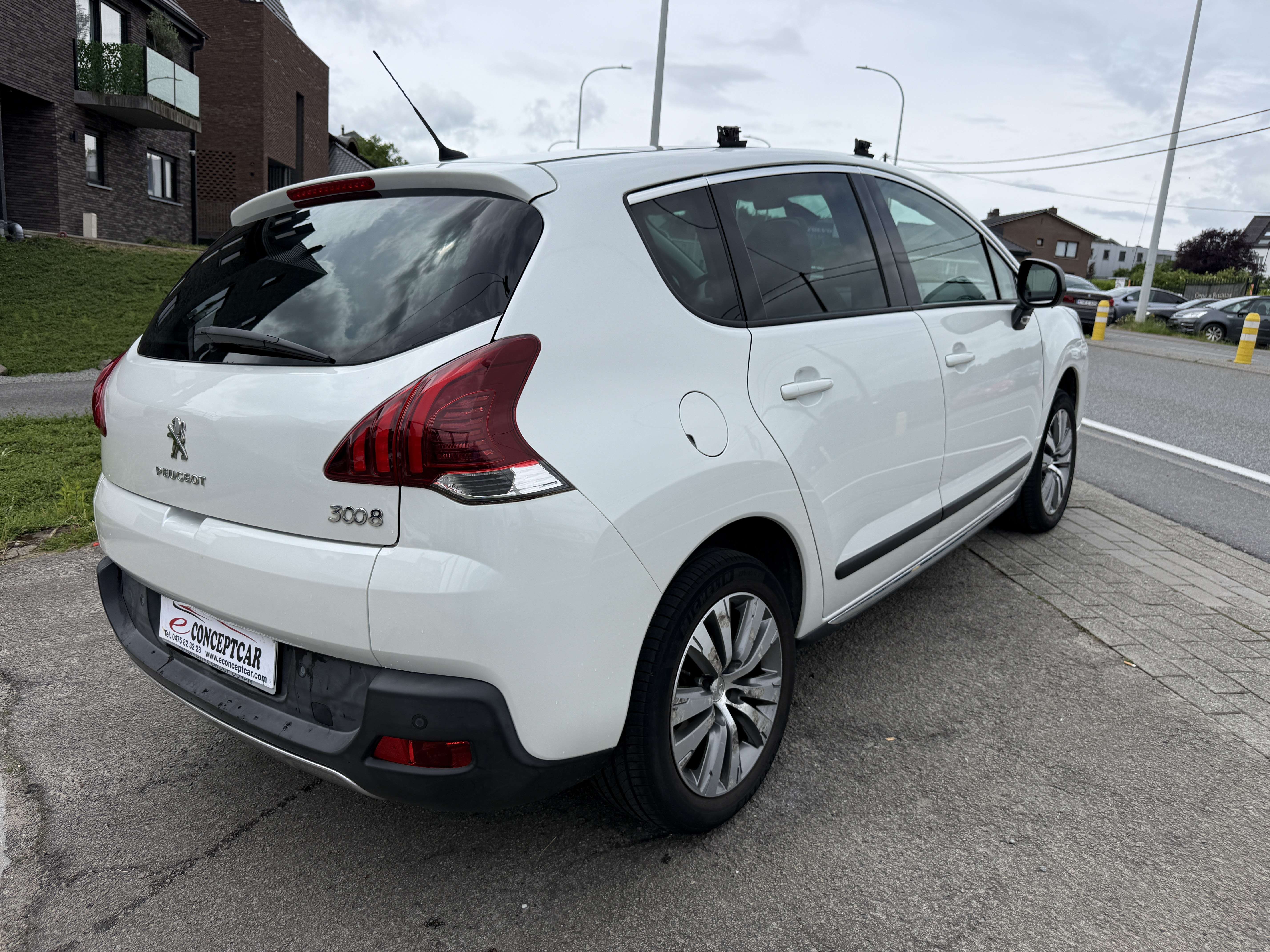 Peugeot 3008 3008 1.6 e-THP Allure