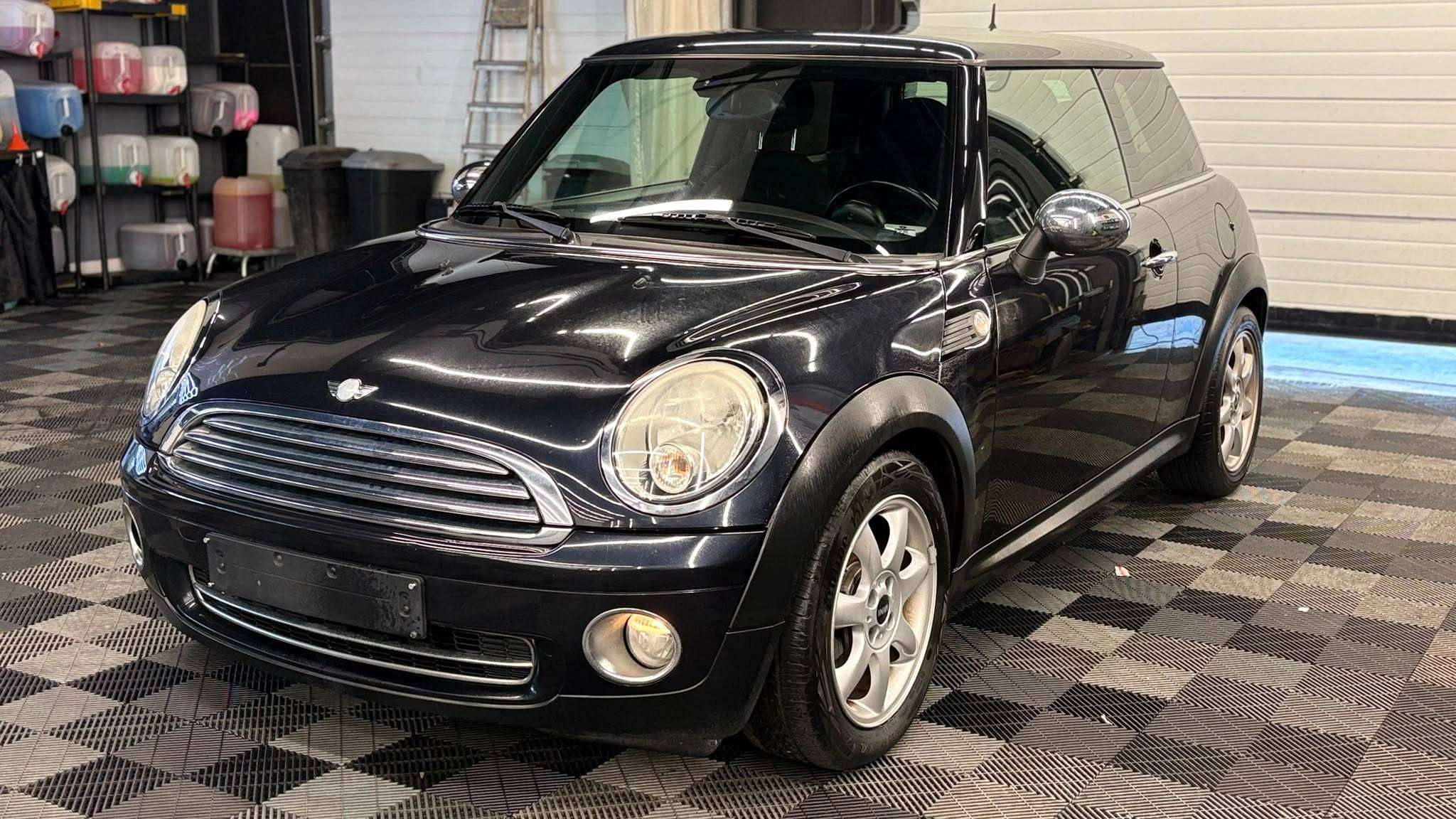 MINI One BENZINE bj. 2008 151674KM