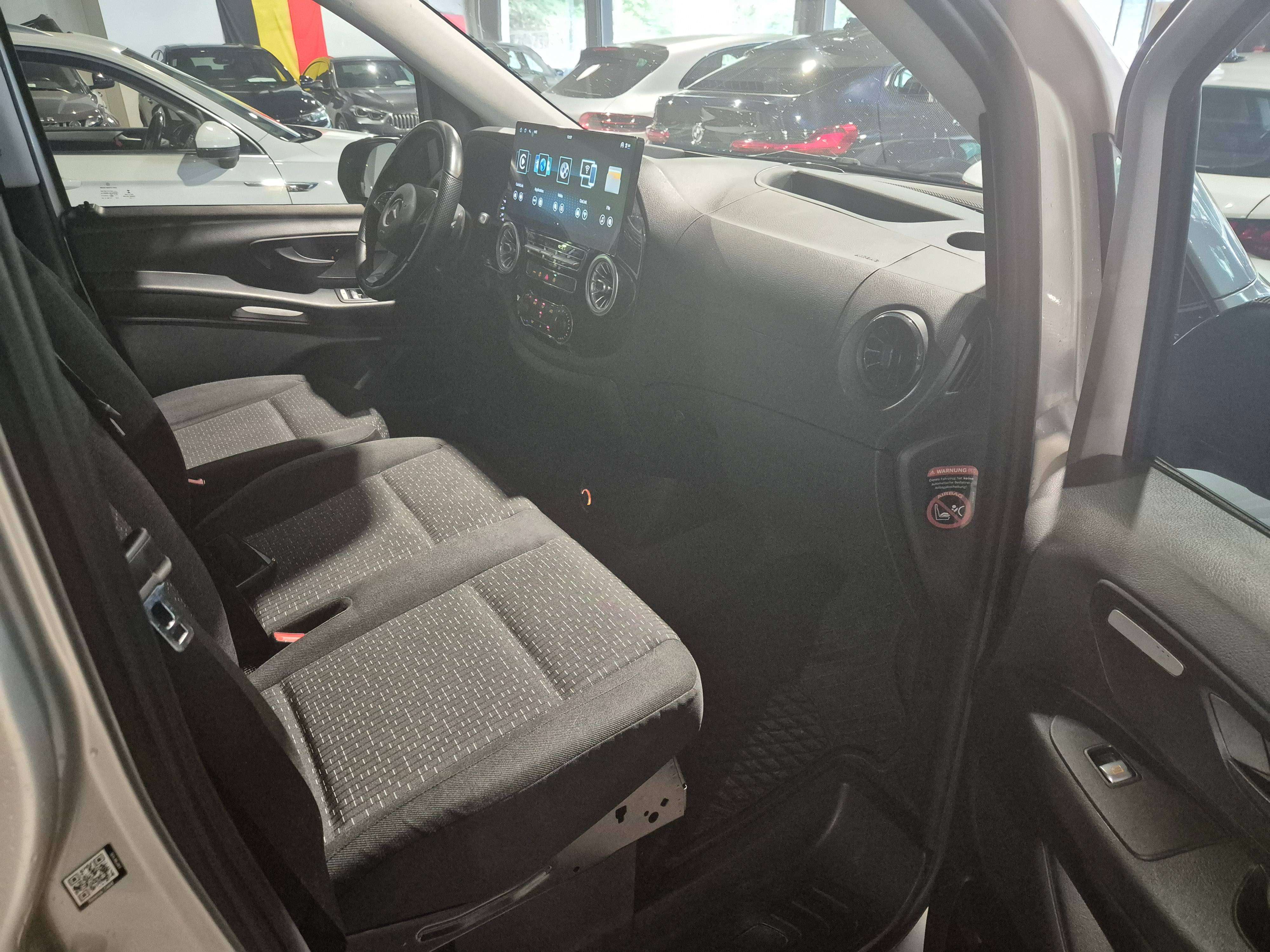 Mercedes-Benz V 220 VITO TOURER 116 CDI  Avantgarde (EU6AP)