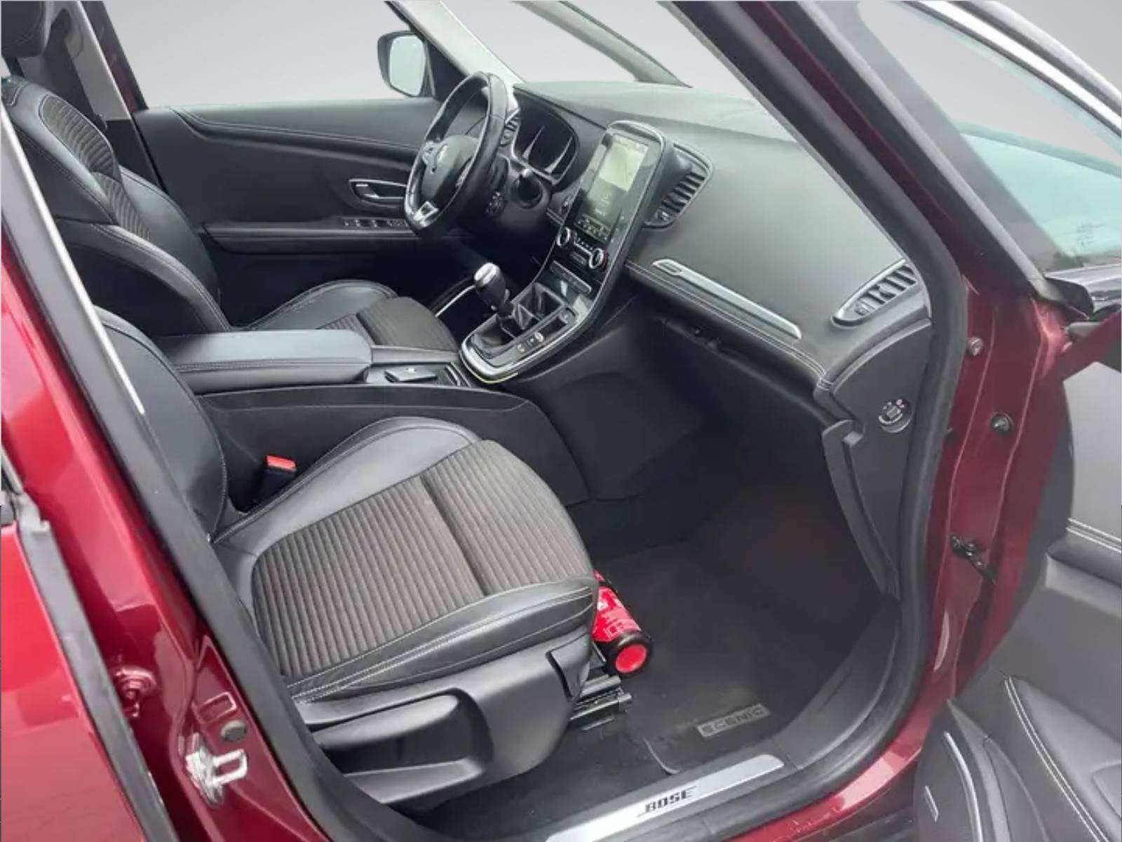 Renault Grand Scenic 1.33 TCe Bose  (EU6.2)//7PLACE/CAMERA//CLIM/GPS//