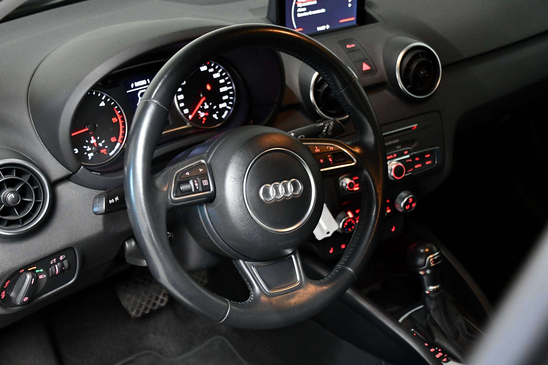 Audi A1 A1 Sportback 1.4 TDi Design S tronic I Automaat I Zetelverwarming I Cruise Control I