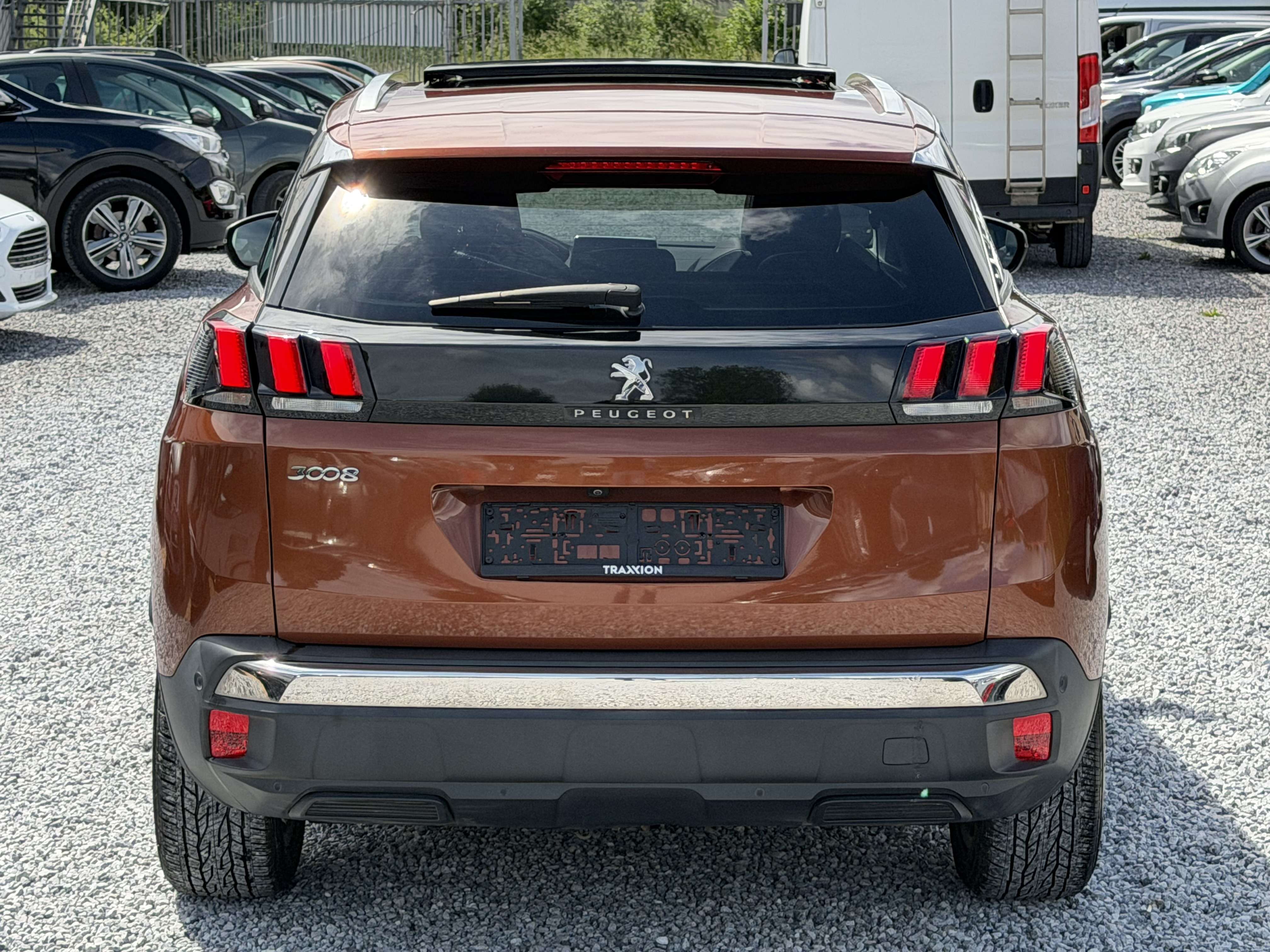 Peugeot 3008 1.5 BlueHDi - Toit Panoramique - Navigation - Camé