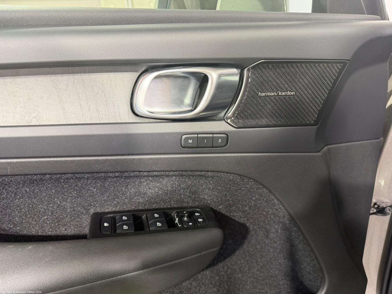 Volvo XC40 T3 INSCRIPTION | HARMAN KARDON | TOIT OUVRANT