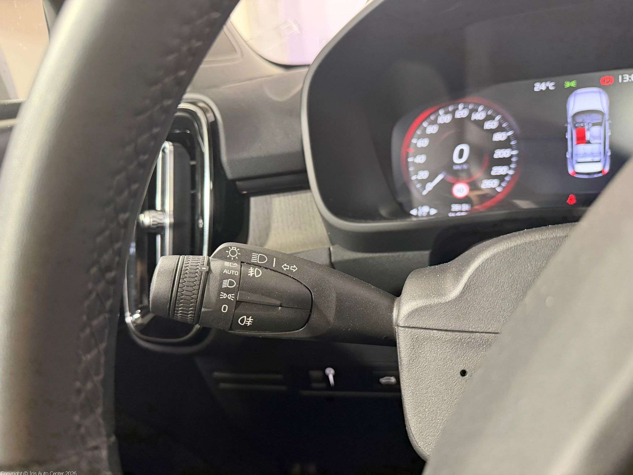 Volvo XC40 T3 INSCRIPTION | HARMAN KARDON | TOIT OUVRANT