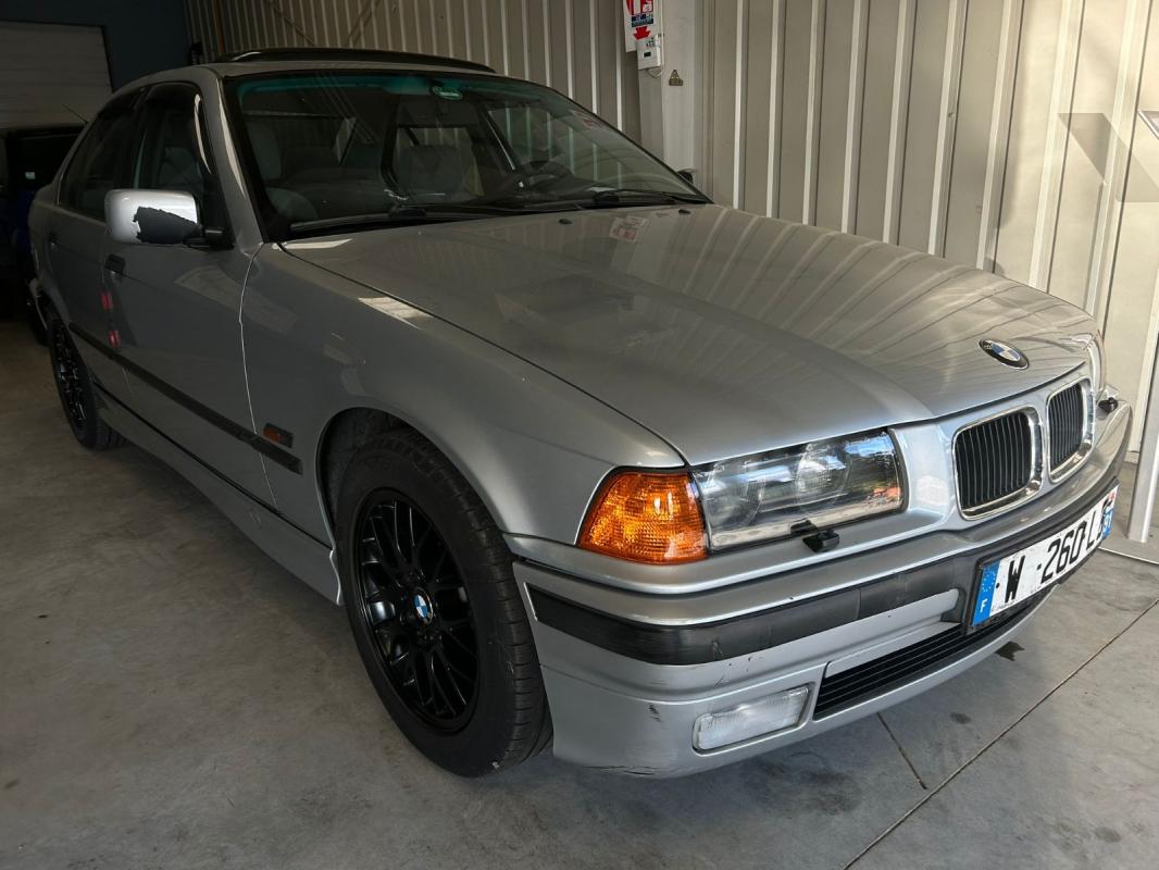 Bmw Serie 3 Berline 328i Comfort Edition