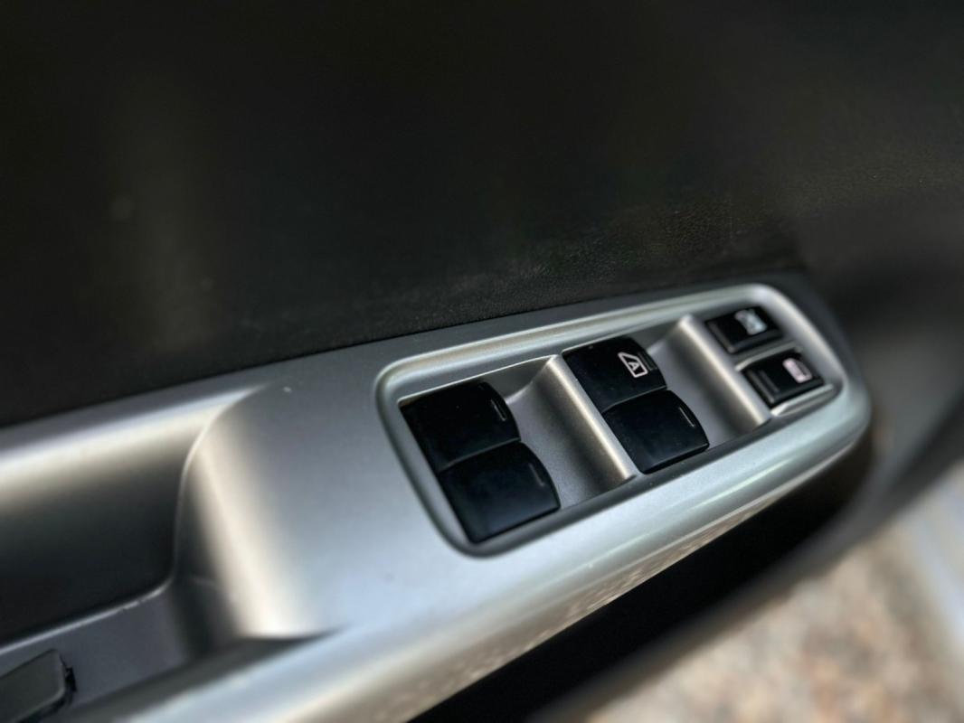 Subaru Impreza Base (R+Boxer)