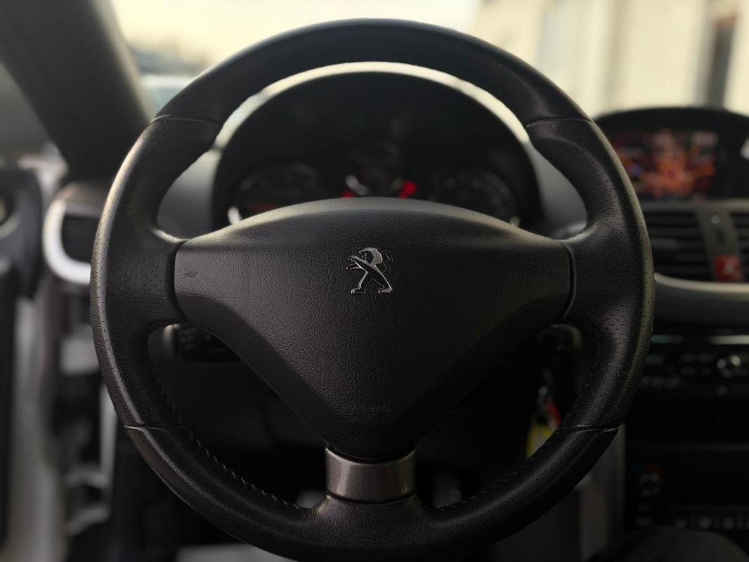 Peugeot 207 -Cabrio Coupe Sport
