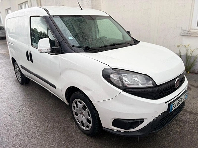Fiat Doblo Cargo Fourgon 1.4 ESSENCE Pack CLIM GPS - VENTE EXPORT