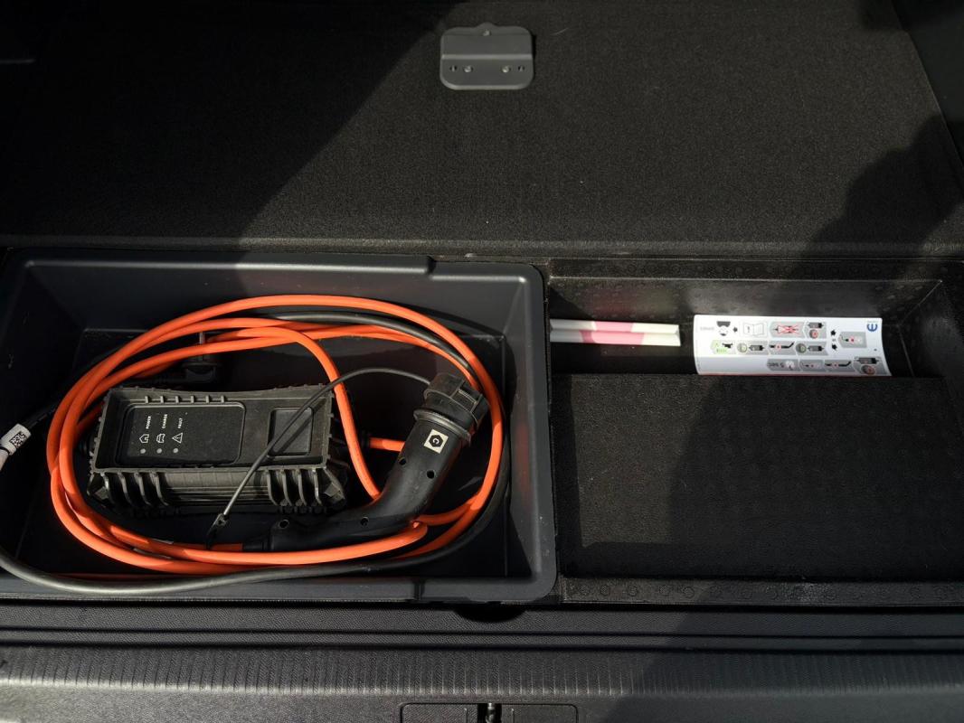 Peugeot 3008 II Hybrid 225 GT