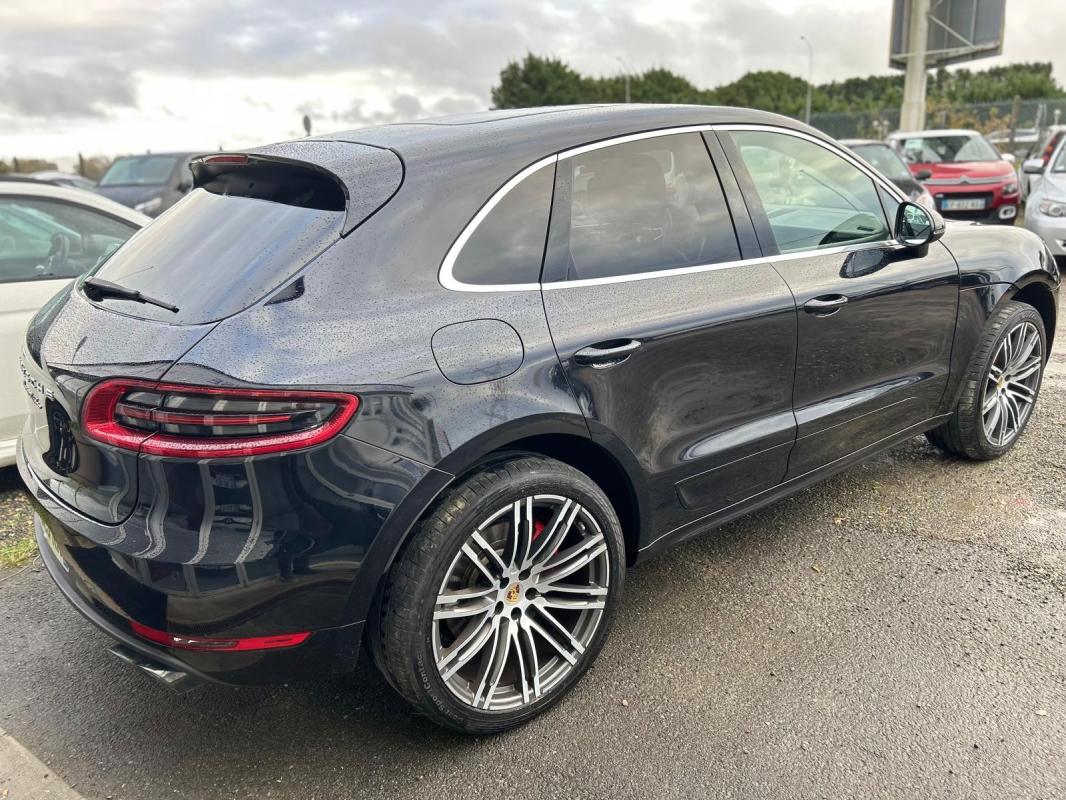Porsche Macan Turbo PDK