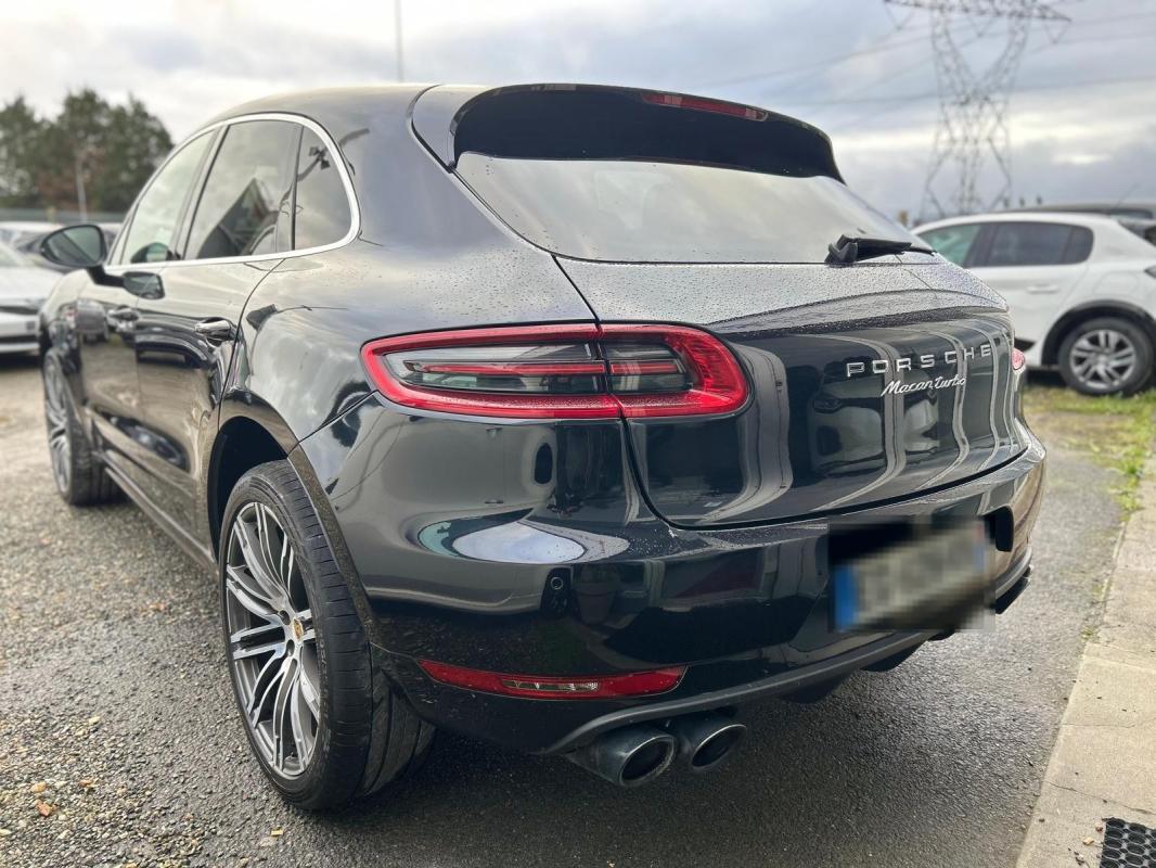 Porsche Macan Turbo PDK