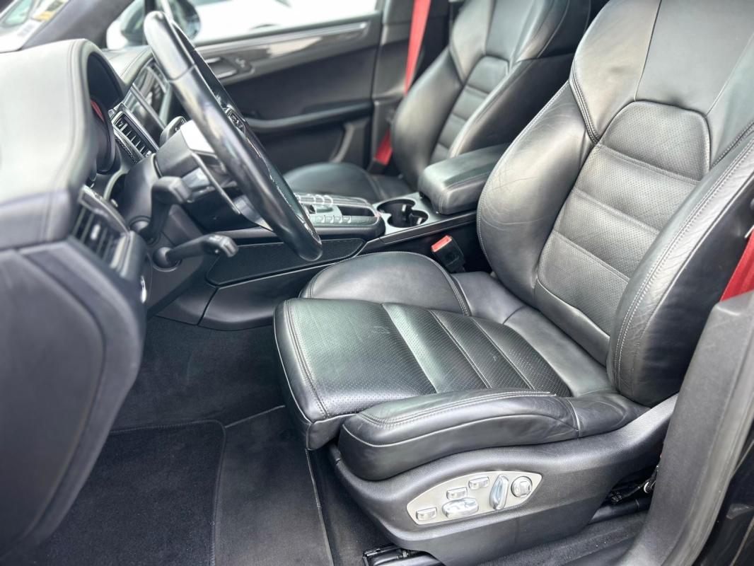 Porsche Macan Turbo PDK