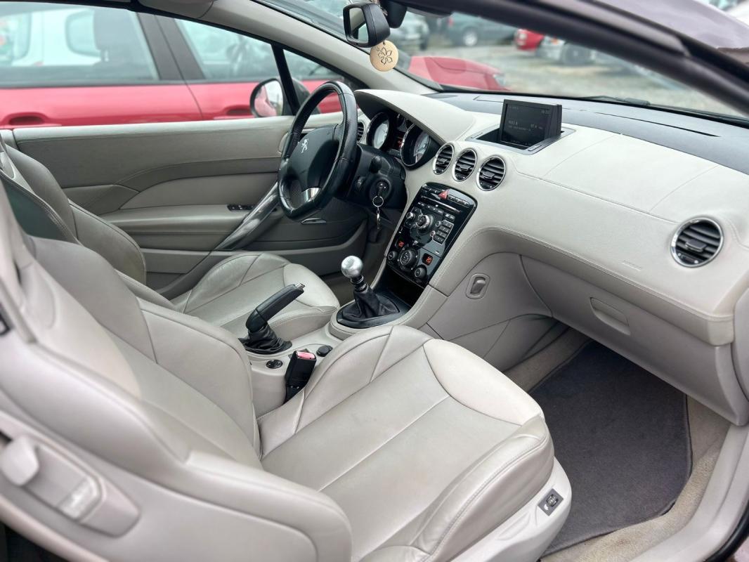 Peugeot 308 2.0 HDI 163 Féline