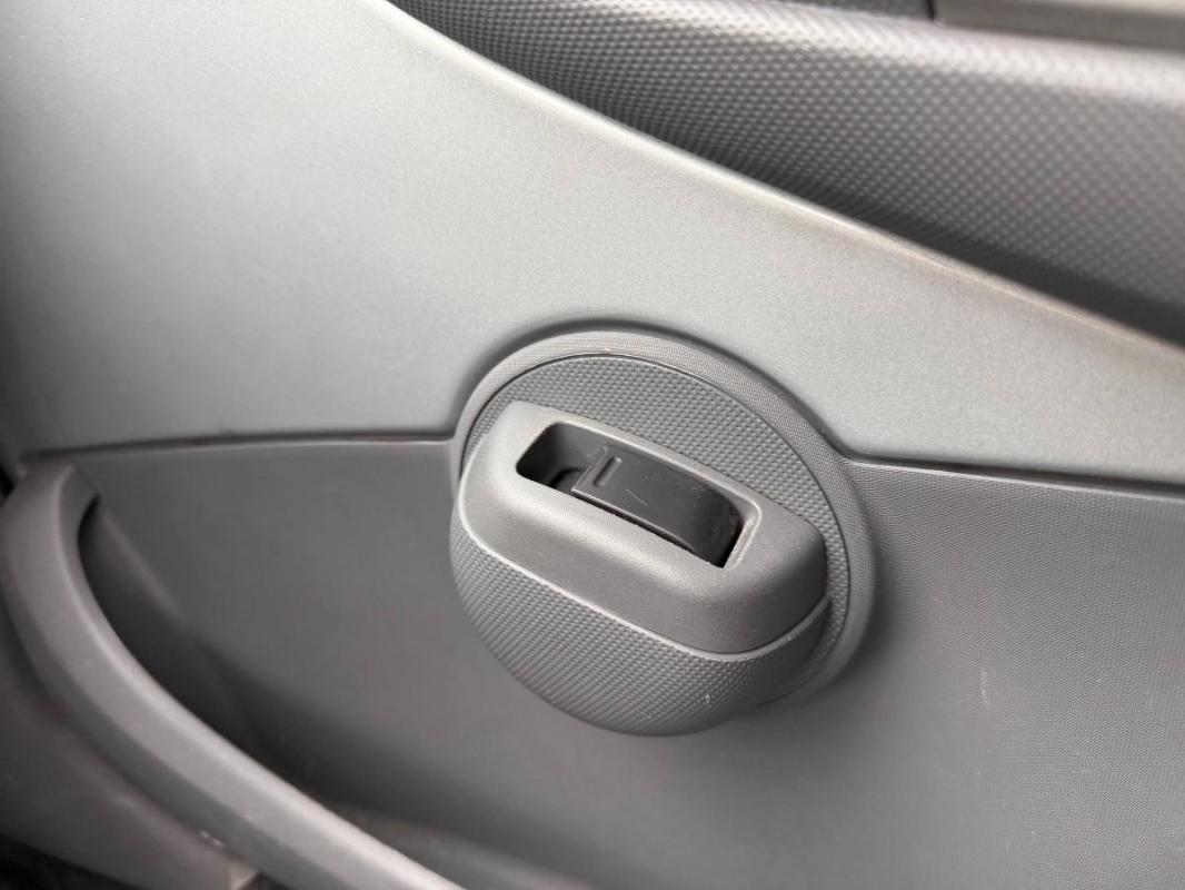 Citroen C1 1.0 70 ATTRACTION MOTEUR A CHAINE- IDEAL JEUNE CONDUCTEUR-VITRES ELECTRIQUES
