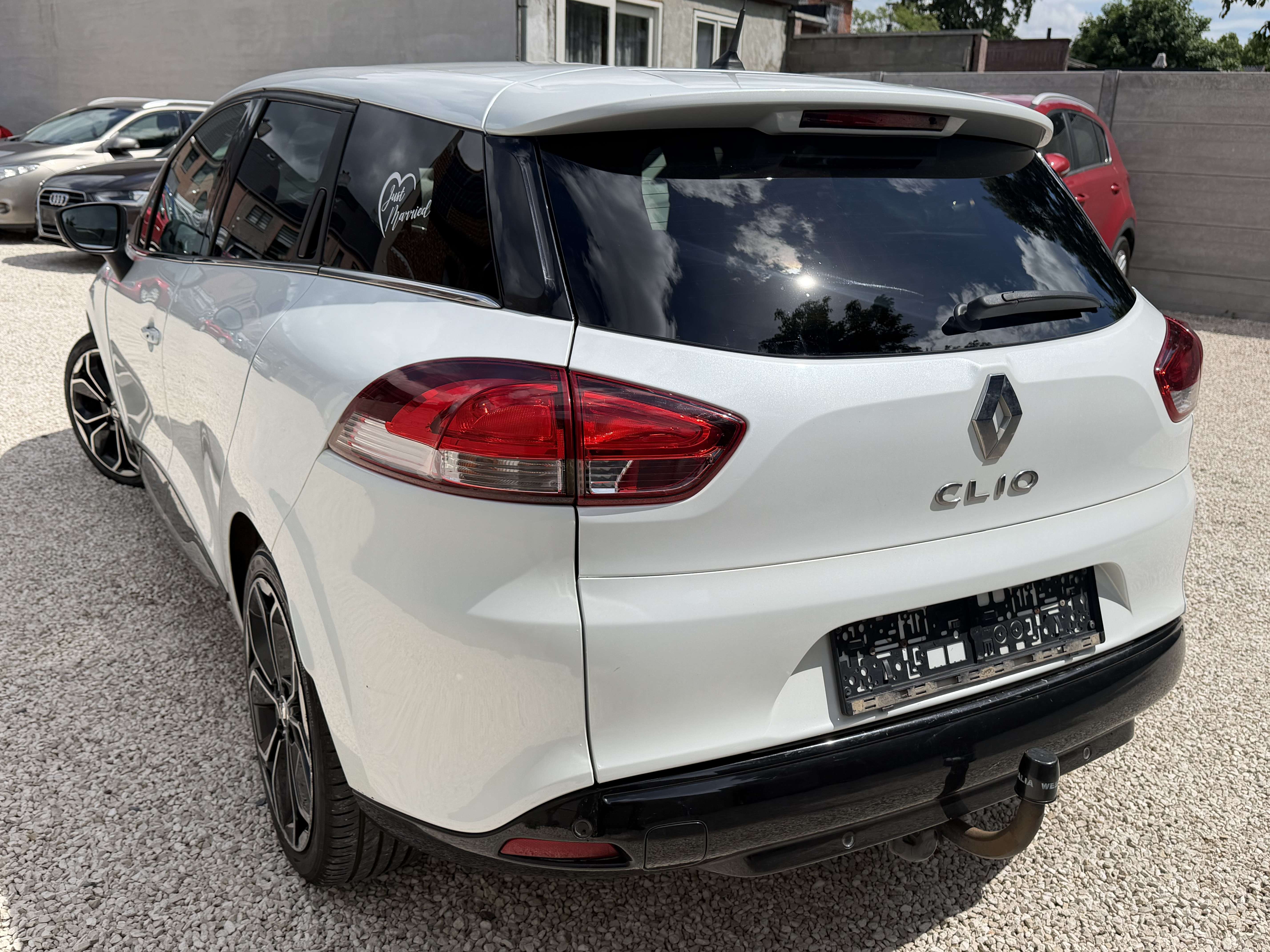 Renault Clio Clio 1.5 dCi Energy Bose Edition • TOIT PANO • FULL LED ° CUIR ° NAVI ° CAMERA ° EURO 6B