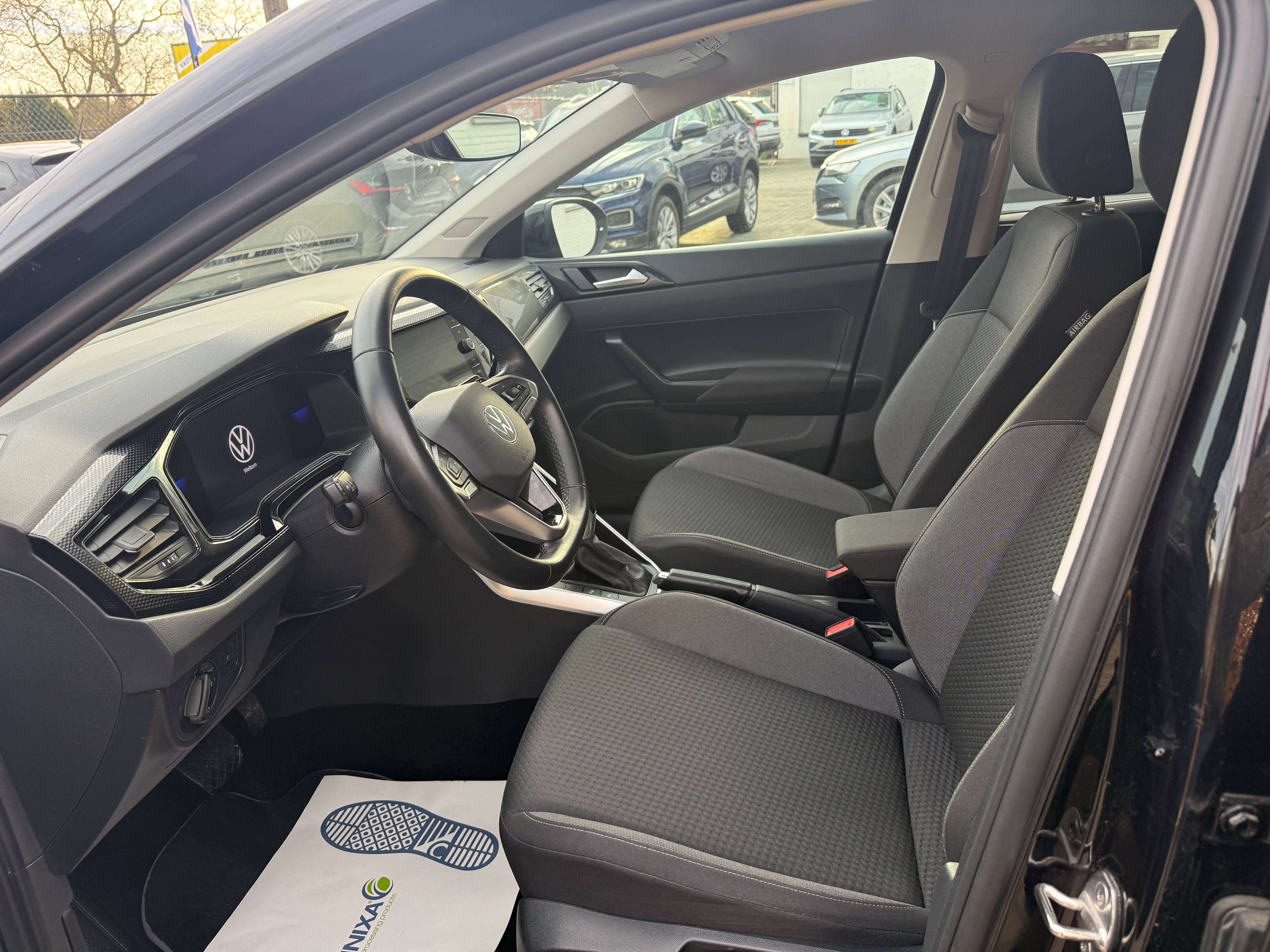 Volkswagen Taigo Taigo 1.0 TSI OPF DSG Life/App CP/Lane-side-front