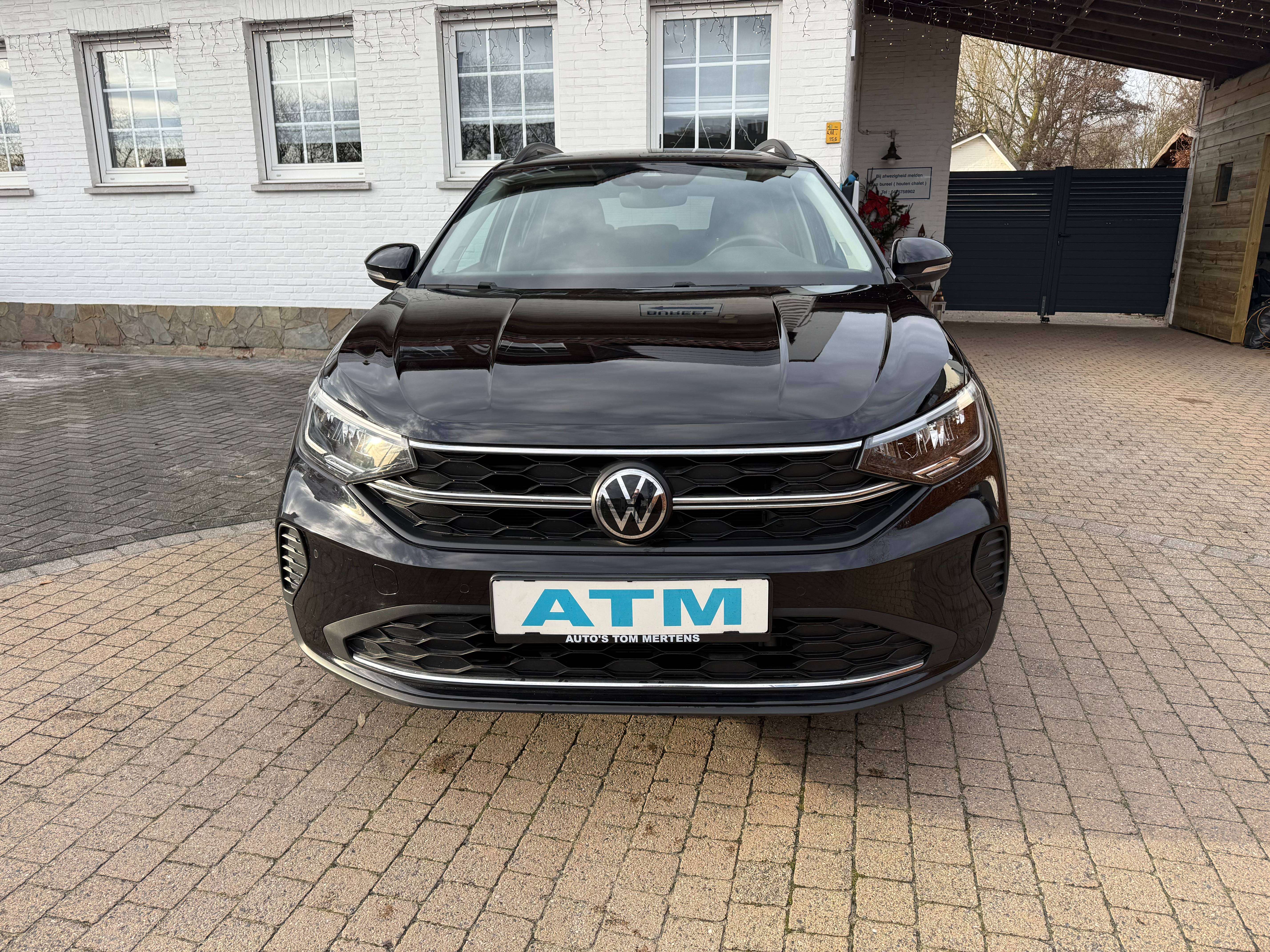Volkswagen Taigo Taigo 1.0 TSI OPF DSG Life/App CP/Lane-side-front