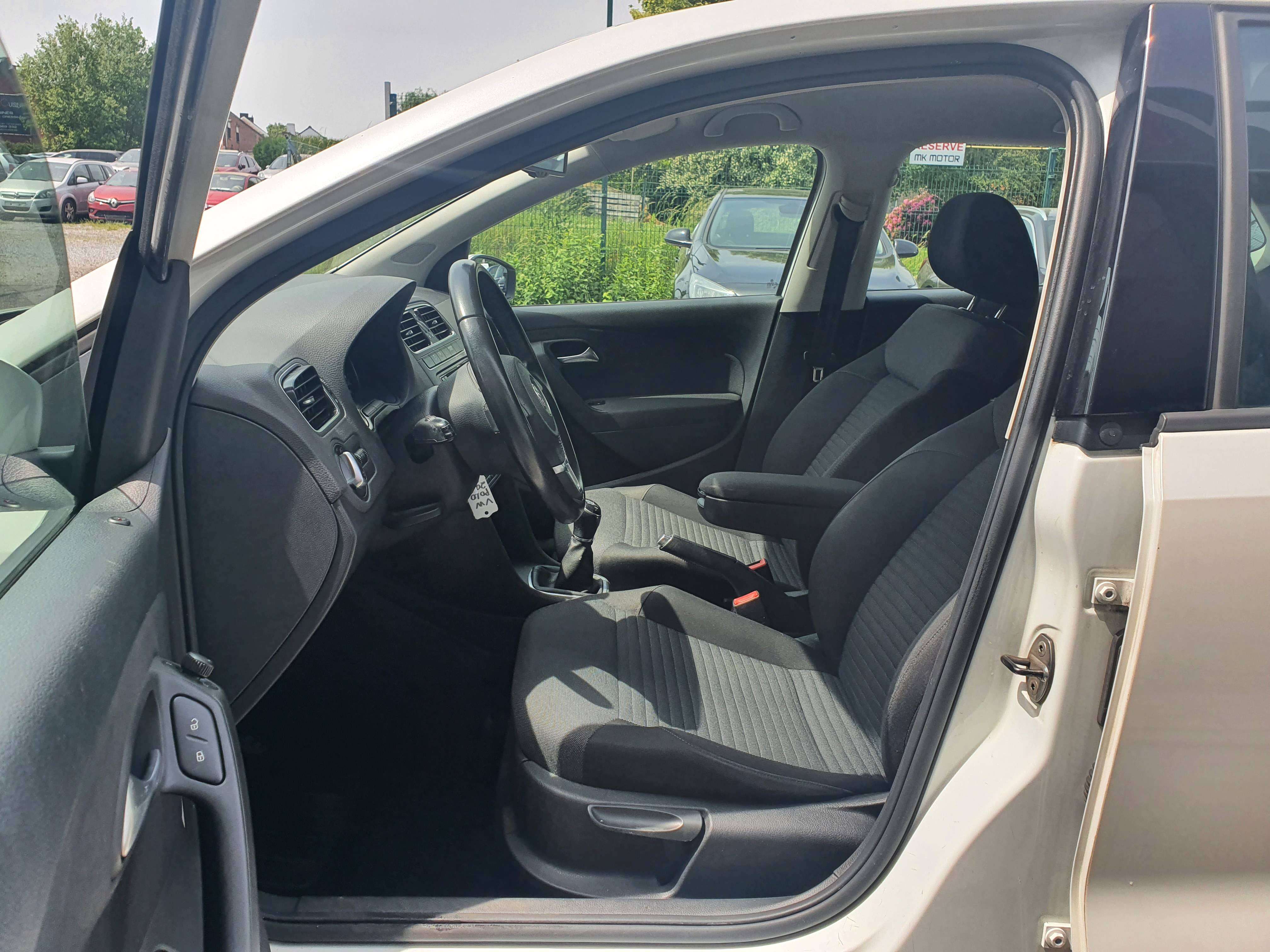 Volkswagen Polo 🟢1.2 DIESEL 75CV - FULL CARNET - GPS - BLUETOOTH