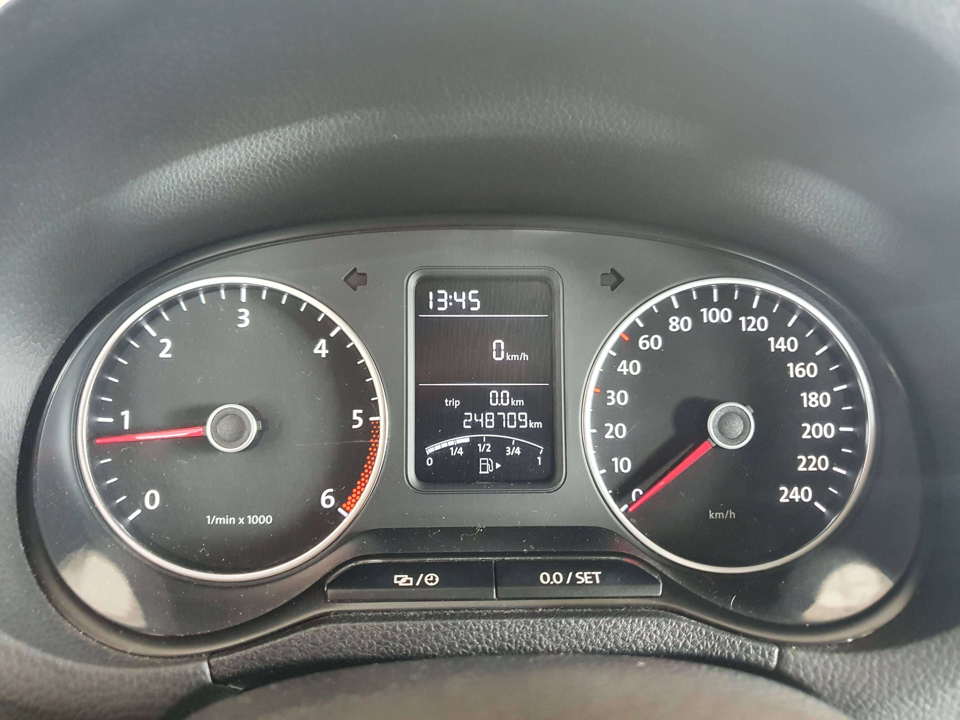 Volkswagen Polo 🟢1.2 DIESEL 75CV - FULL CARNET - GPS - BLUETOOTH