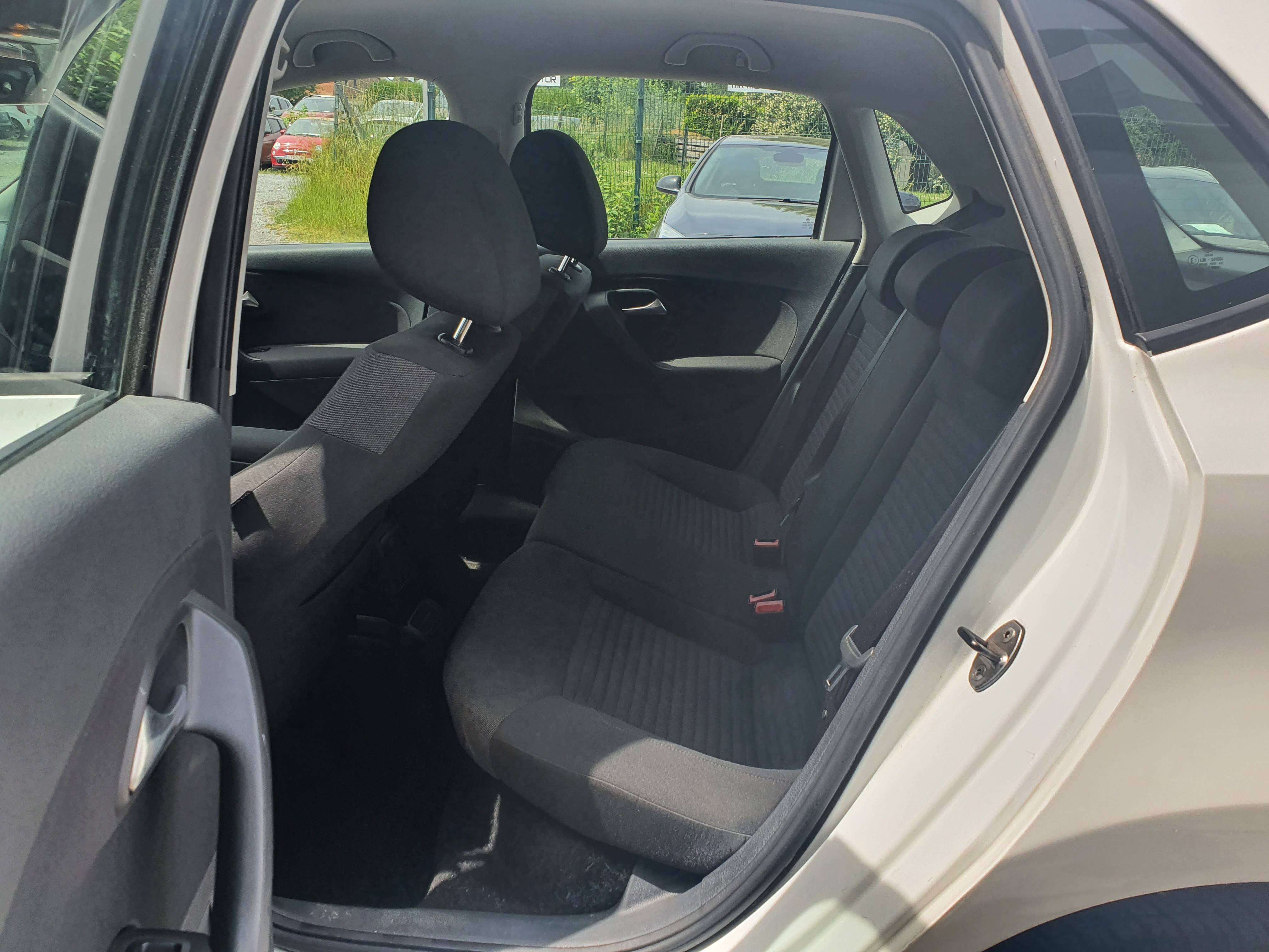 Volkswagen Polo 🟢1.2 DIESEL 75CV - FULL CARNET - GPS - BLUETOOTH