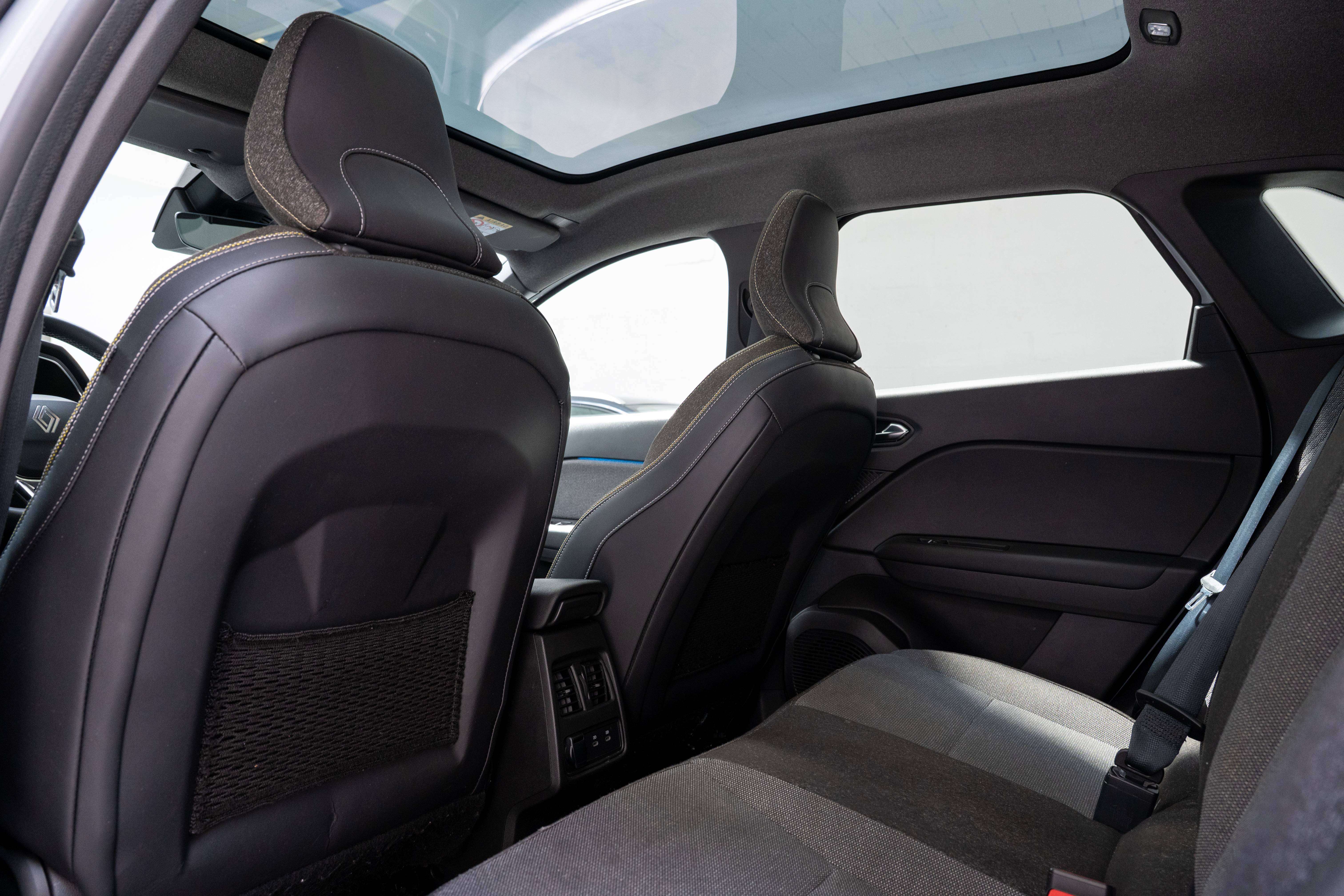 Renault Symbioz 1.6 Hybrid Techno - Toit panoramique - Garantie 12 mois