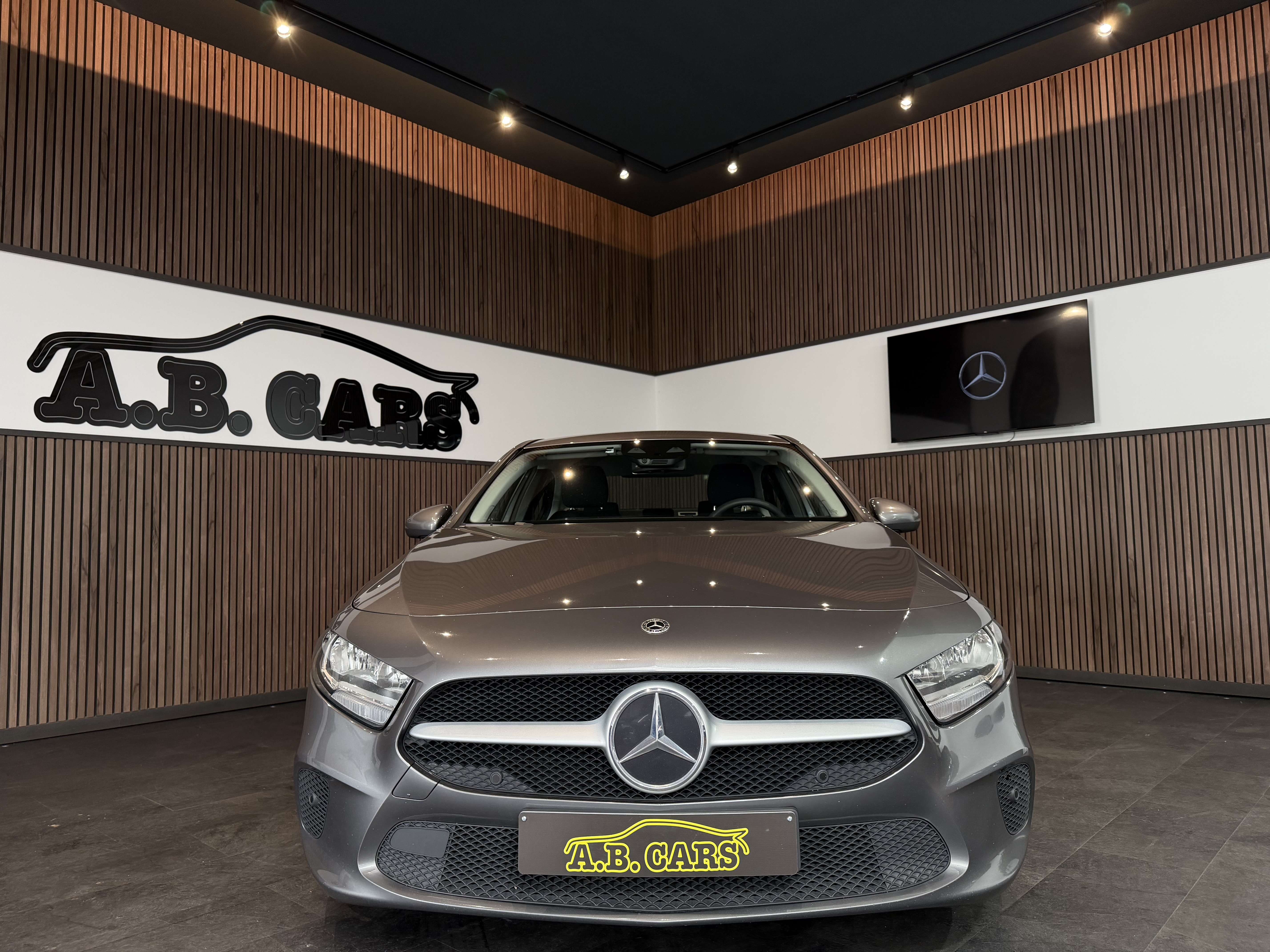 Mercedes-Benz A 200 d - GARANTIE 12MOIS - 1ERPRO - AUTOMATIQUE