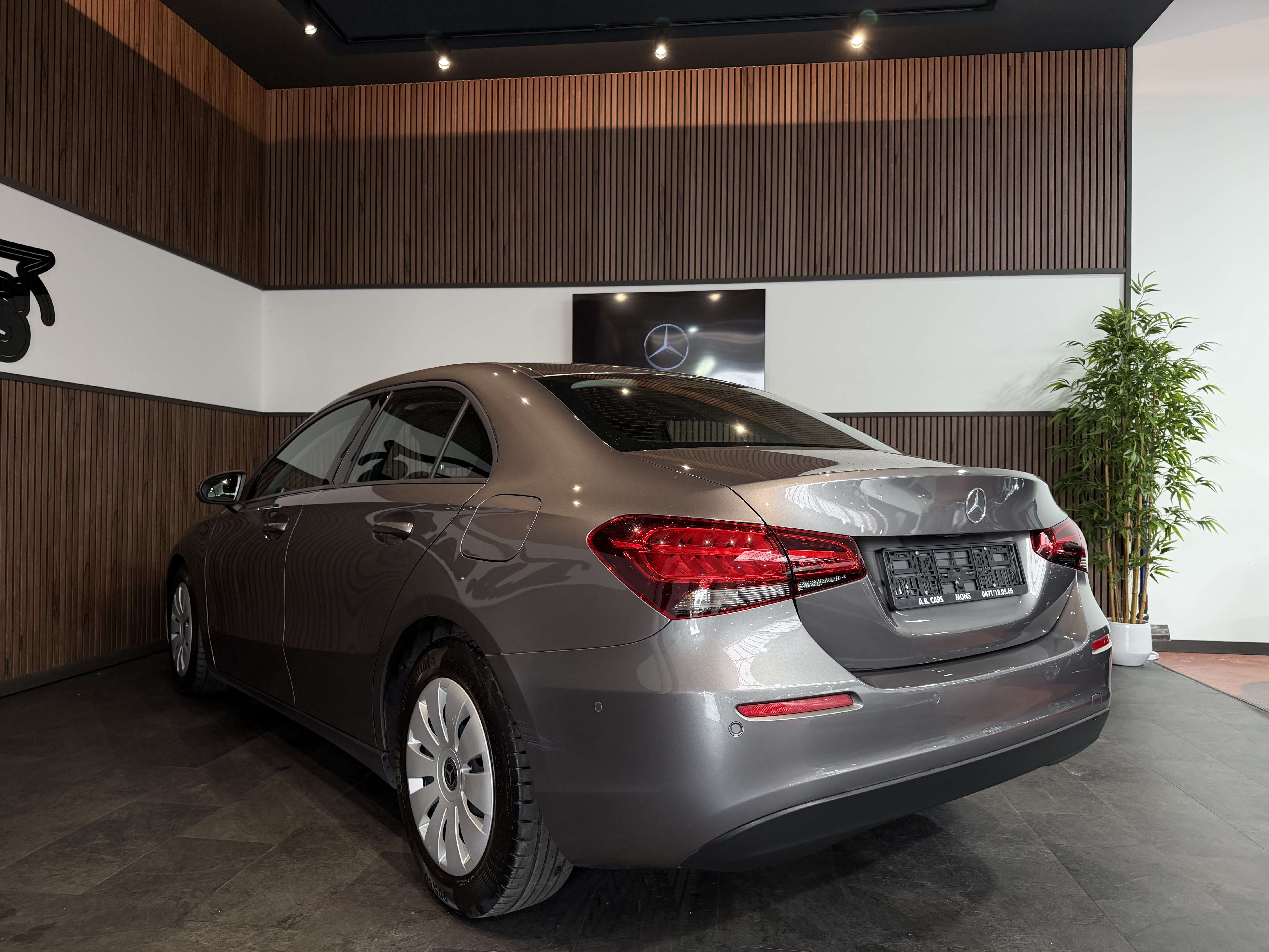 Mercedes-Benz A 200 d - GARANTIE 12MOIS - 1ERPRO - AUTOMATIQUE
