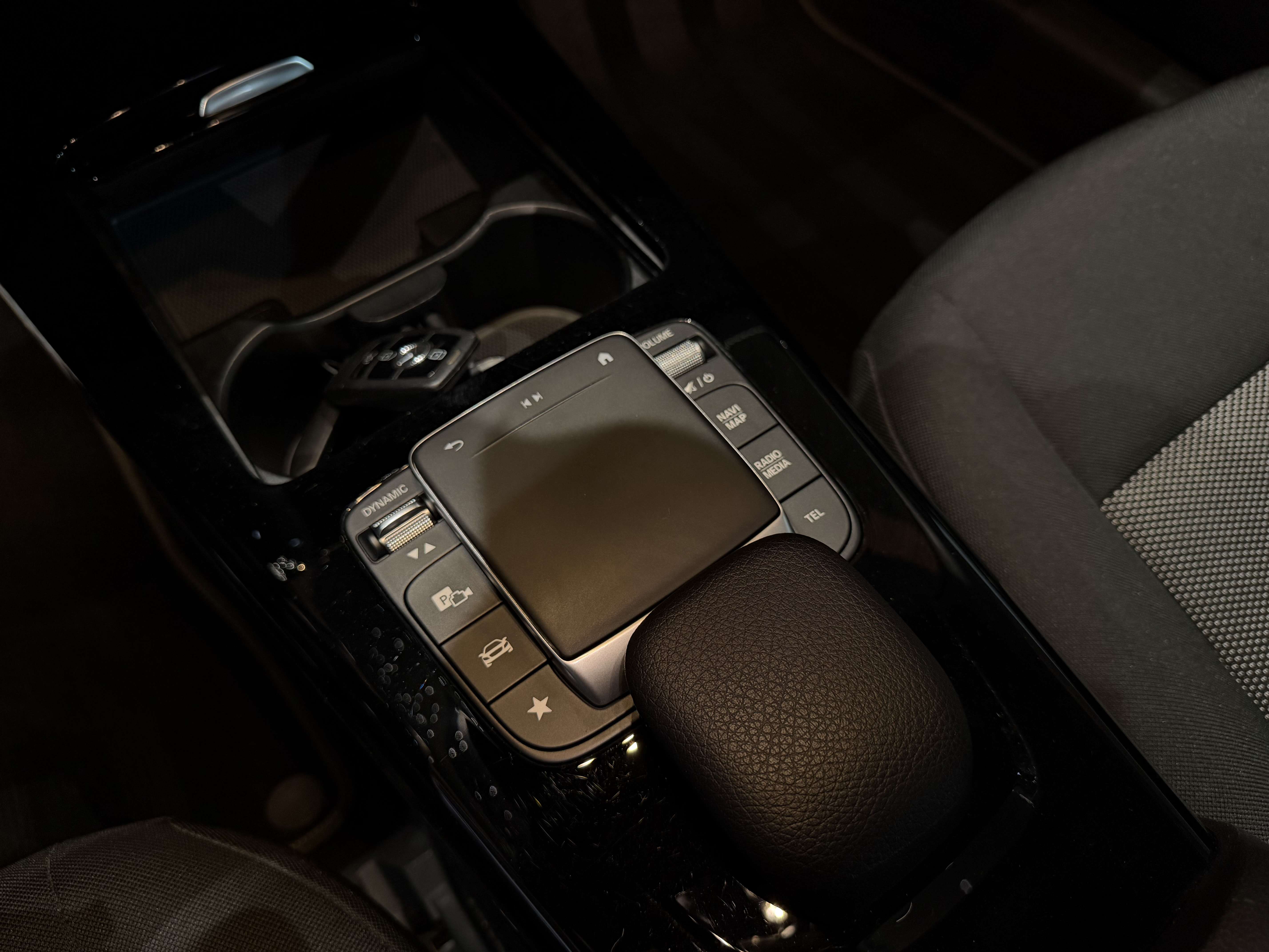 Mercedes-Benz A 200 d - GARANTIE 12MOIS - 1ERPRO - AUTOMATIQUE