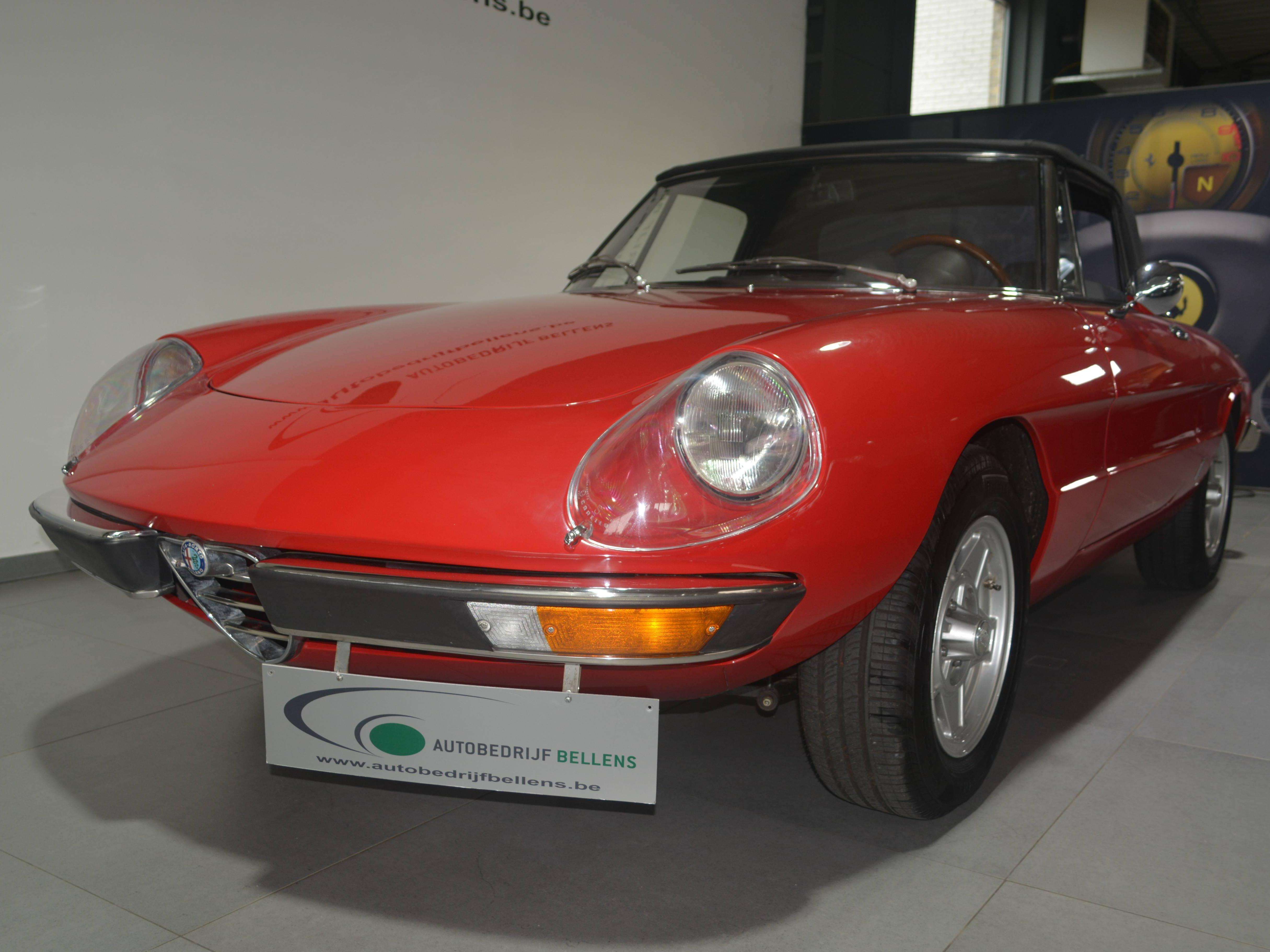 Alfa Romeo Spider 2.0 L SPIDER / BODY OFF GERESTAUREERD / NIEUWSTAAT