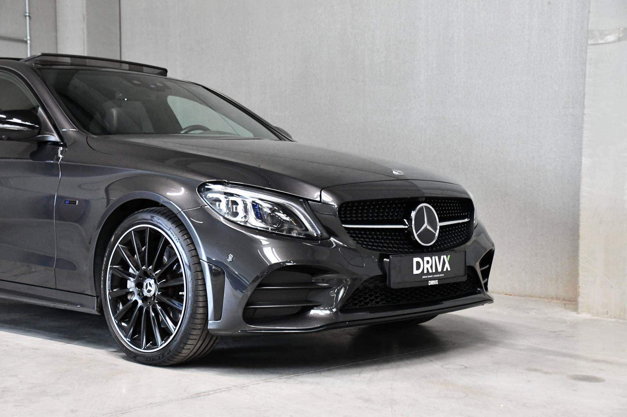 Mercedes-Benz C 300 PHEV l AMG- Line l Pano dak l 360° l ACC l Head-up Display l Keyless l Carplay l