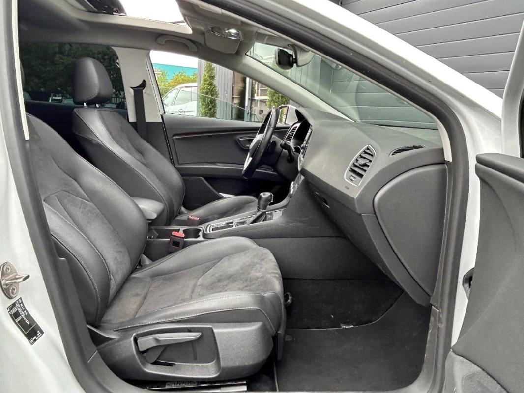 Seat Leon 2.0 TDI 150ch Xcellence DSG7 / Toit ouvrant