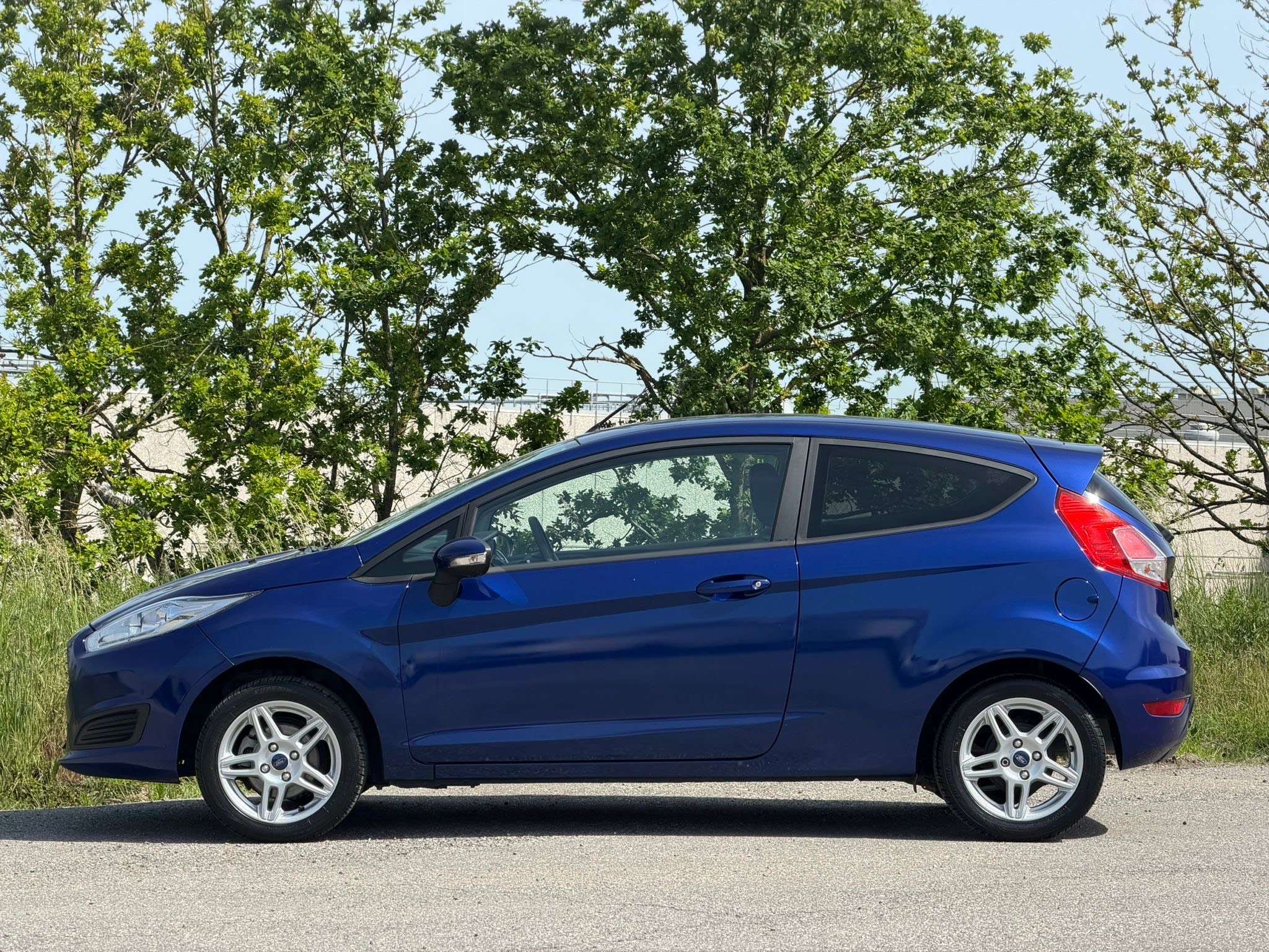 Ford Fiesta 1,25i • EURO 6B • GARANTIE 1AN